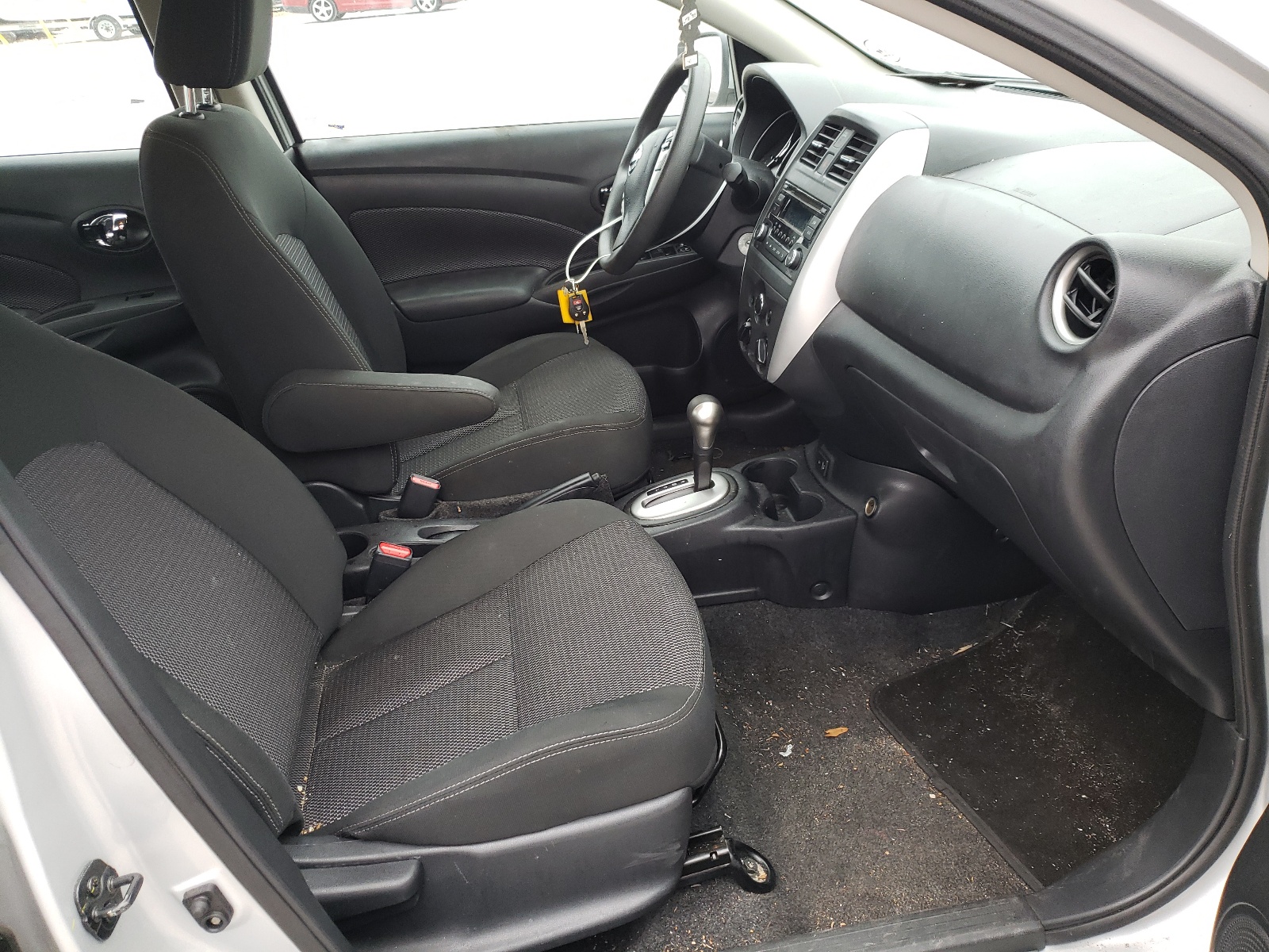 Photo 5 from auction – 2017 NISSAN VERSA S with VIN 3N1CN7AP4HL841310