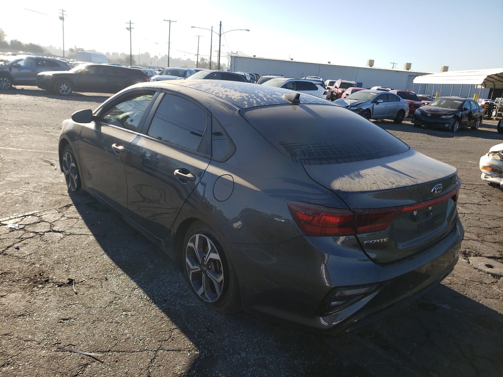 Photo 3 from auction – 2020 KIA FORTE FE with VIN 3KPF24AD0LE170934