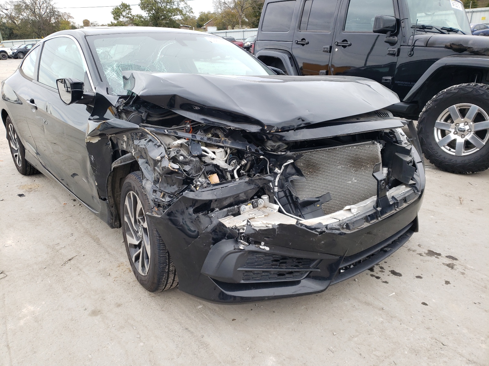 Photo 9 from auction – 2016 HONDA CIVIC LX with VIN 2HGFC4B03GH315162