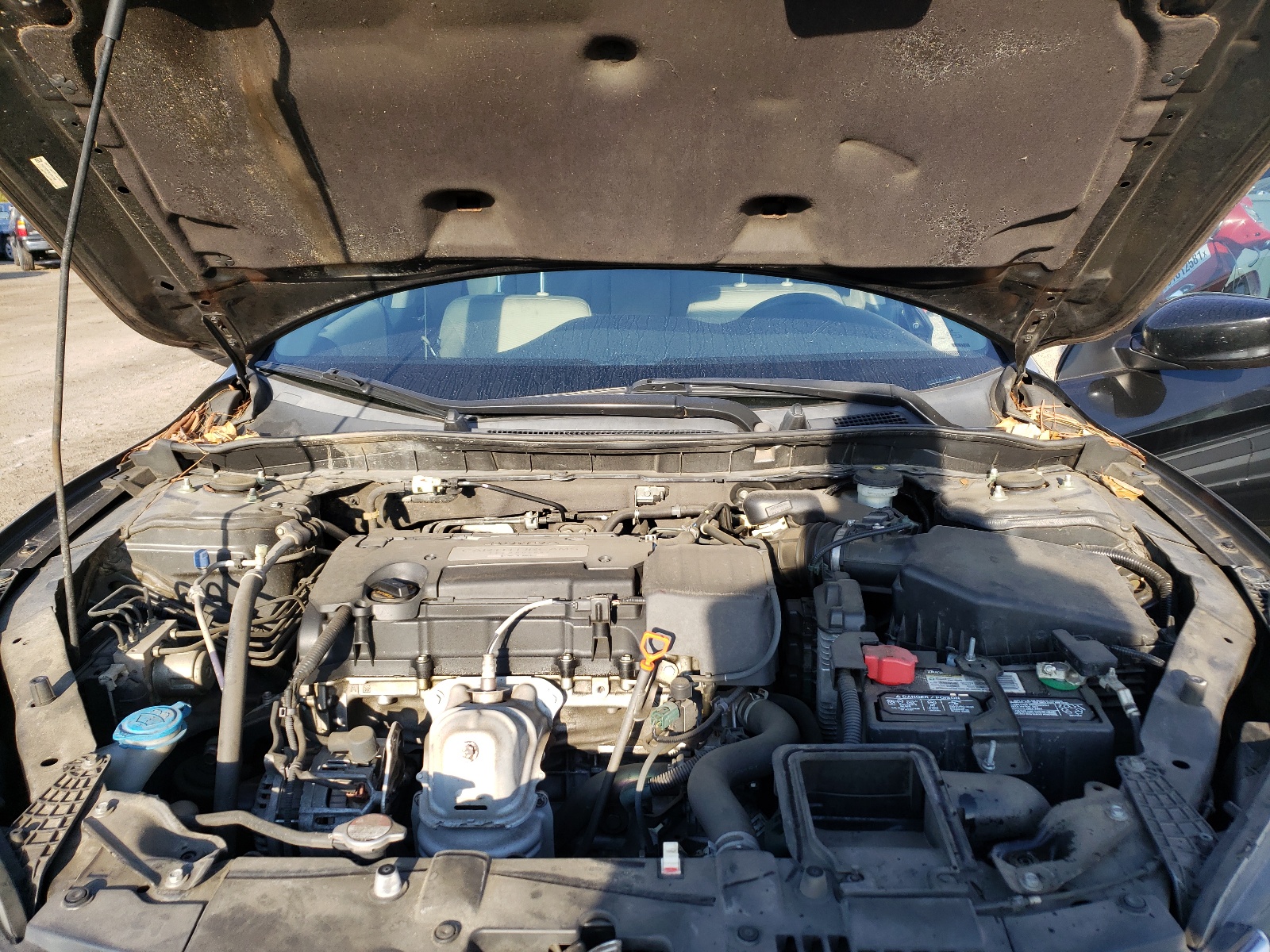 Photo 7 from auction – 2014 HONDA ACCORD LX with VIN 1HGCR2F33EA154785
