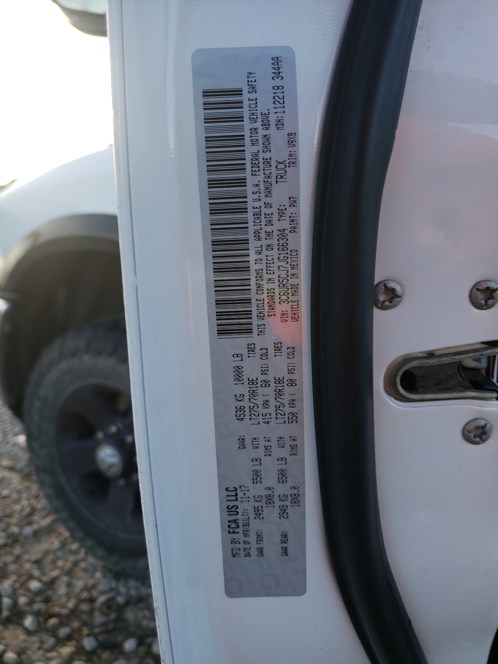 Фото 10 с аукциона – 2018 RAM 2500 ST с VIN 3C6UR5CJ7JG166304