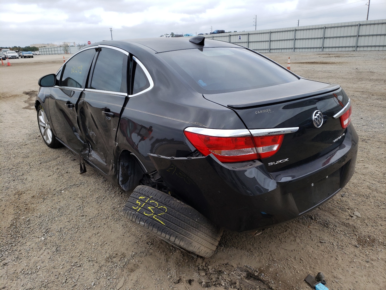 Фото 3 с аукциона – 2015 BUICK VERANO CON с VIN 1G4PR5SK2F4167862