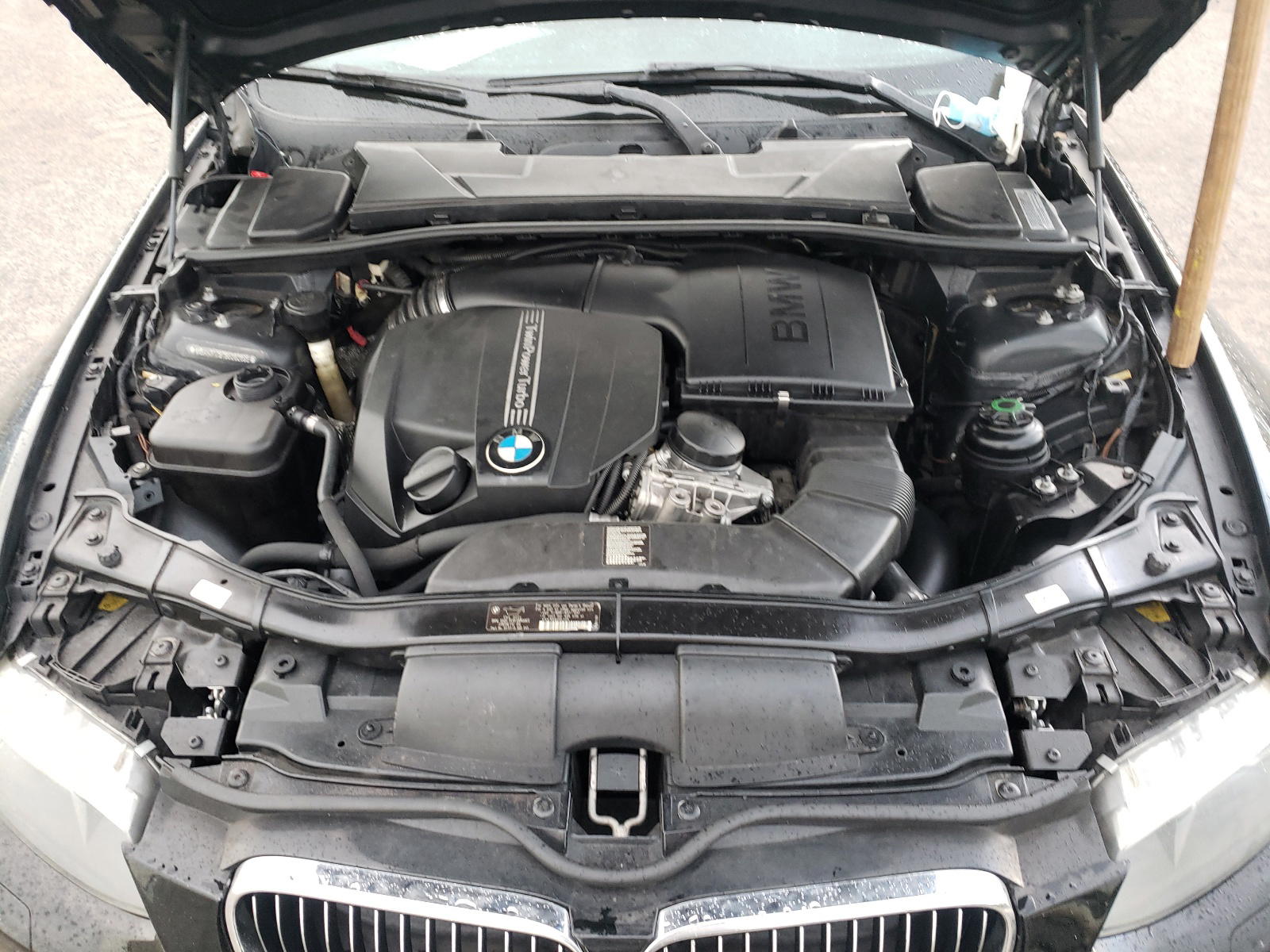 Photo 7 from auction – 2011 BMW 335 I with VIN WBAKG7C57BE262895