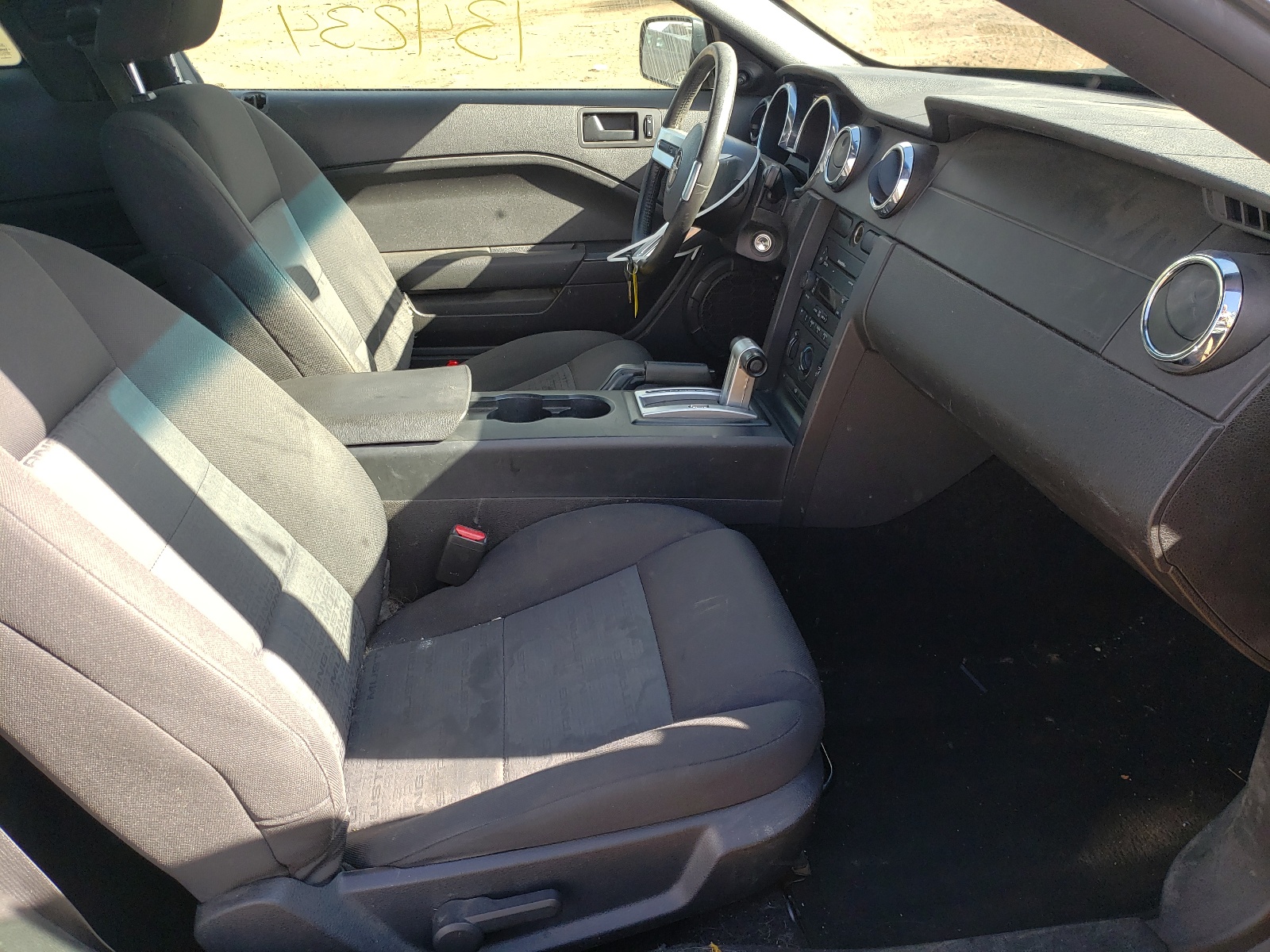 Photo 5 from auction – 2007 FORD MUSTANG with VIN 1ZVFT80N475359051