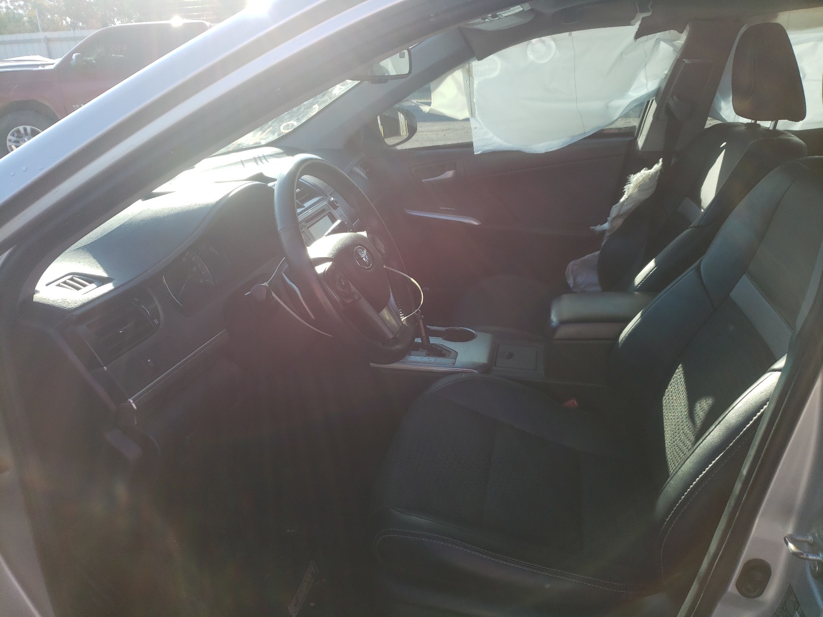 Photo 5 from auction – 2014 TOYOTA CAMRY L with VIN 4T1BF1FK3EU757637