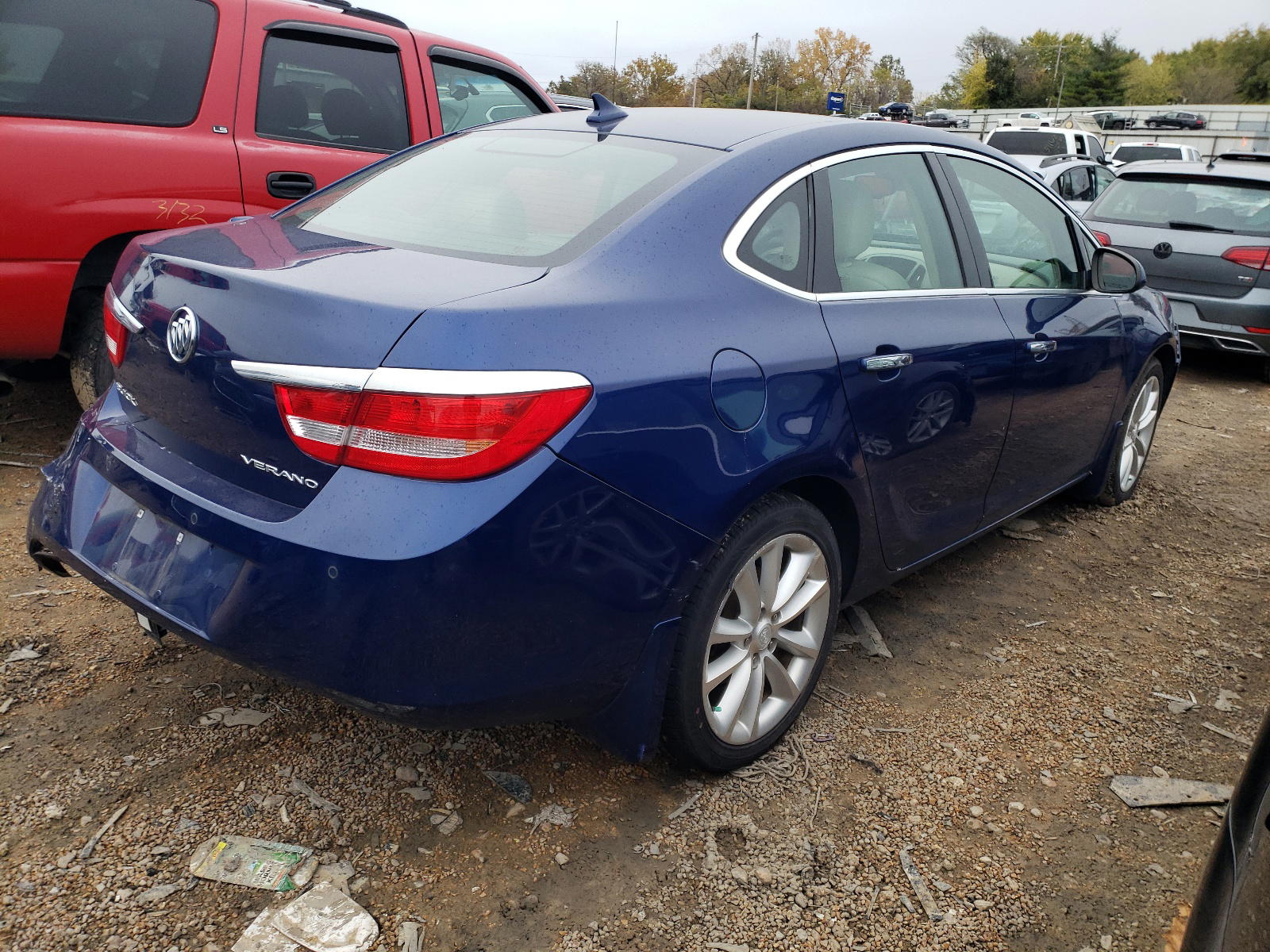 Photo 4 from auction – 2014 BUICK VERANO with VIN 1G4PS5SKXE4125569