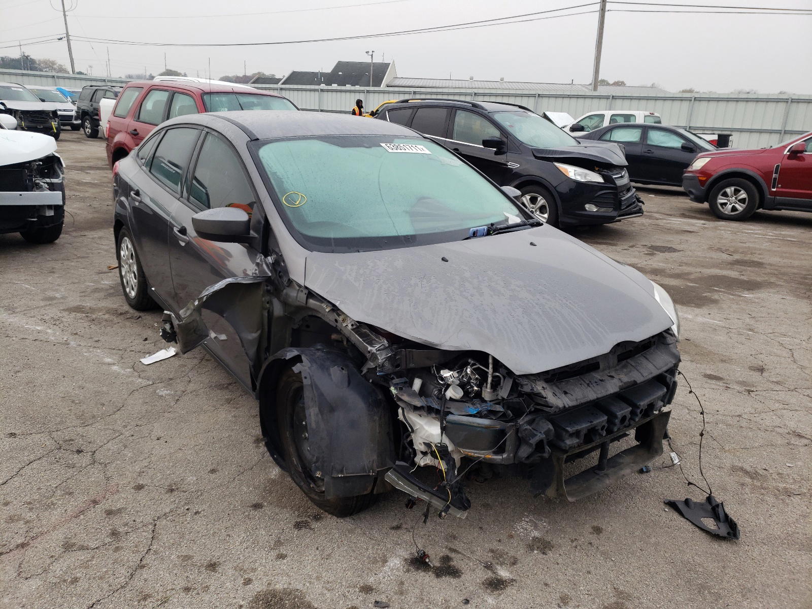 FORD FOCUS SE 2012 with VIN 1FAHP3F22CL187162 - Photo from auction