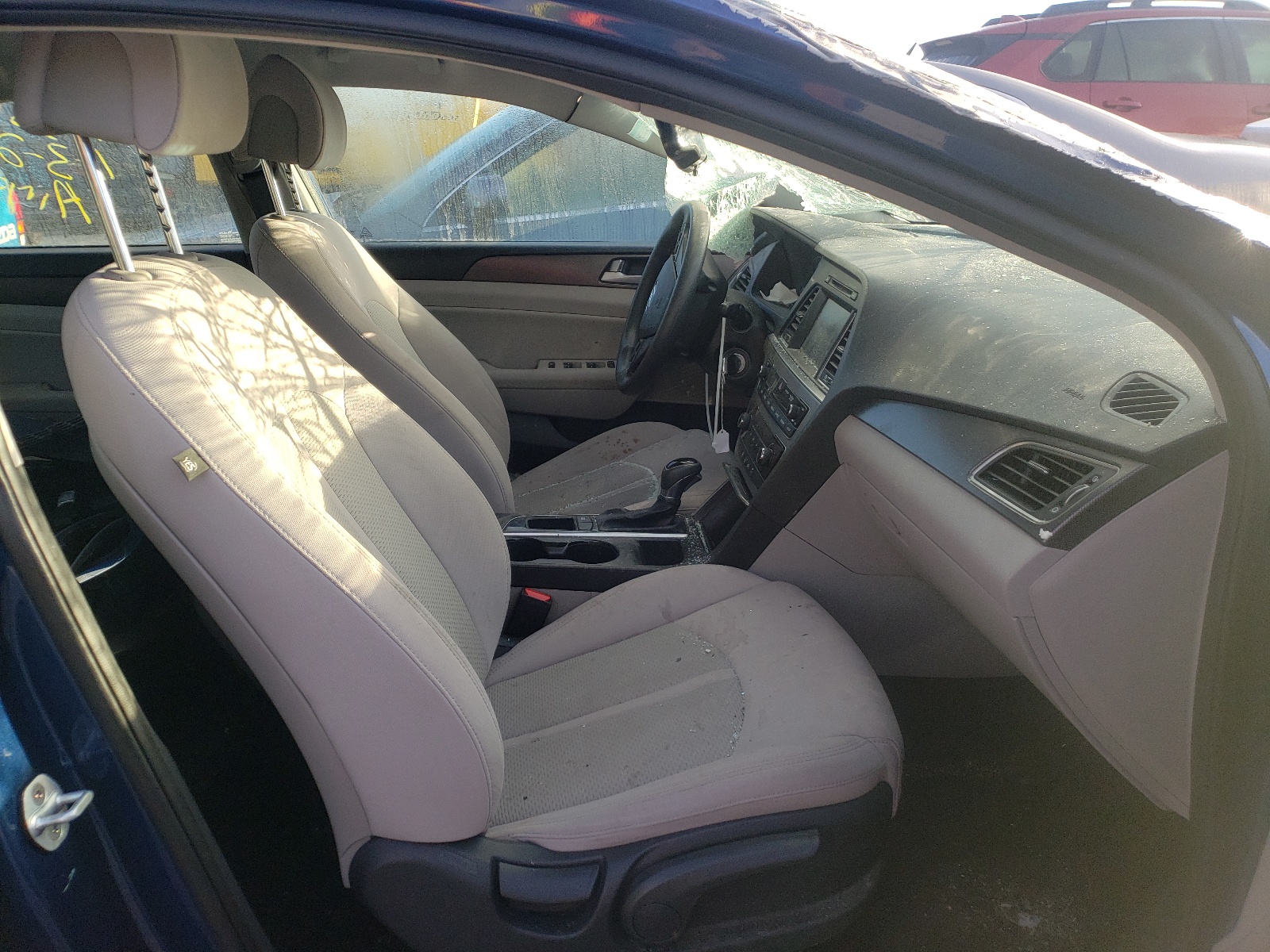 Photo 5 from auction – 2016 HYUNDAI SONATA SPO with VIN 5NPE34AF4GH435026