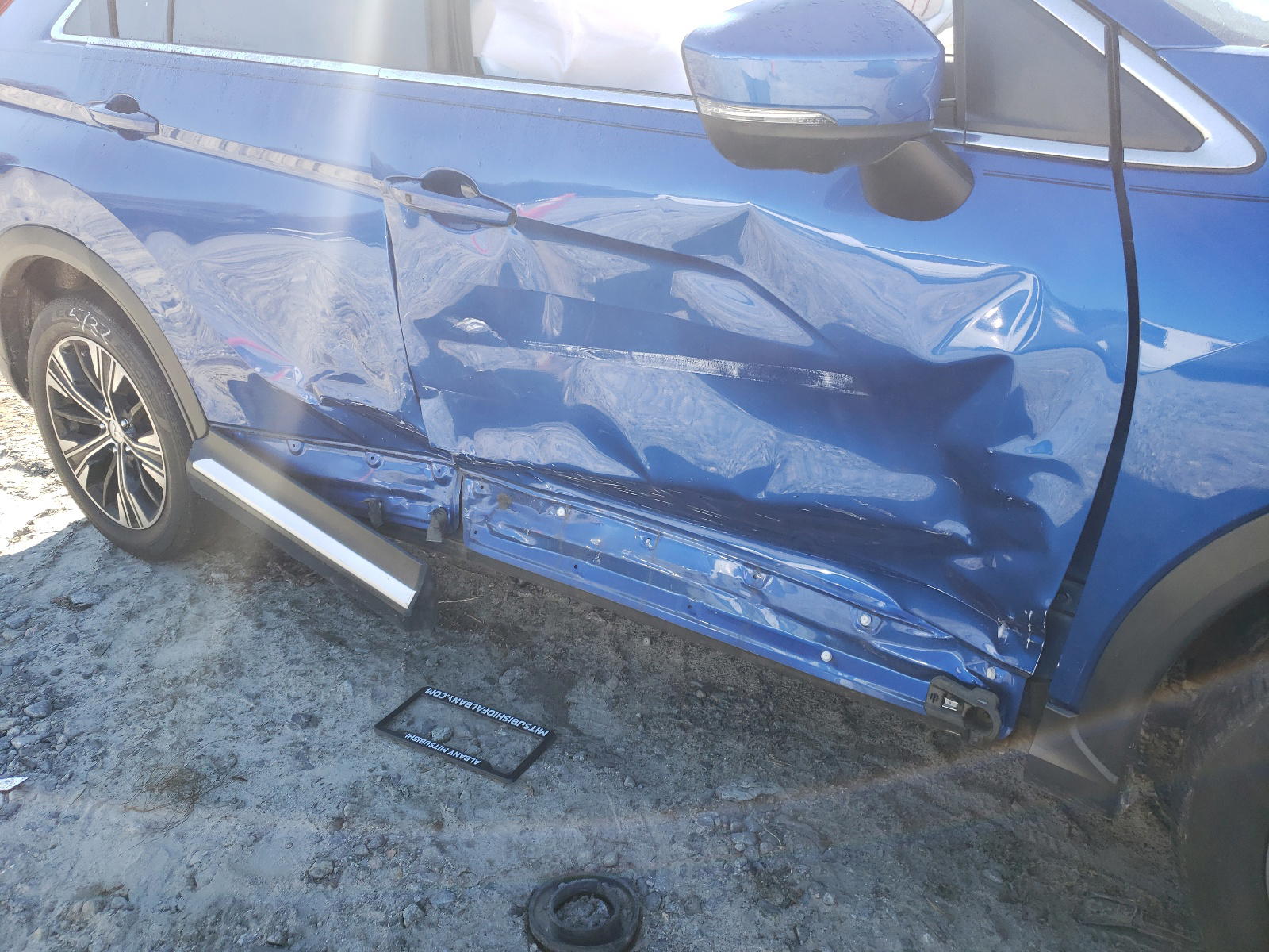 Photo 9 from auction – 2018 MITSUBISHI ECLIPSE CR with VIN JA4AT5AA0JZ067589