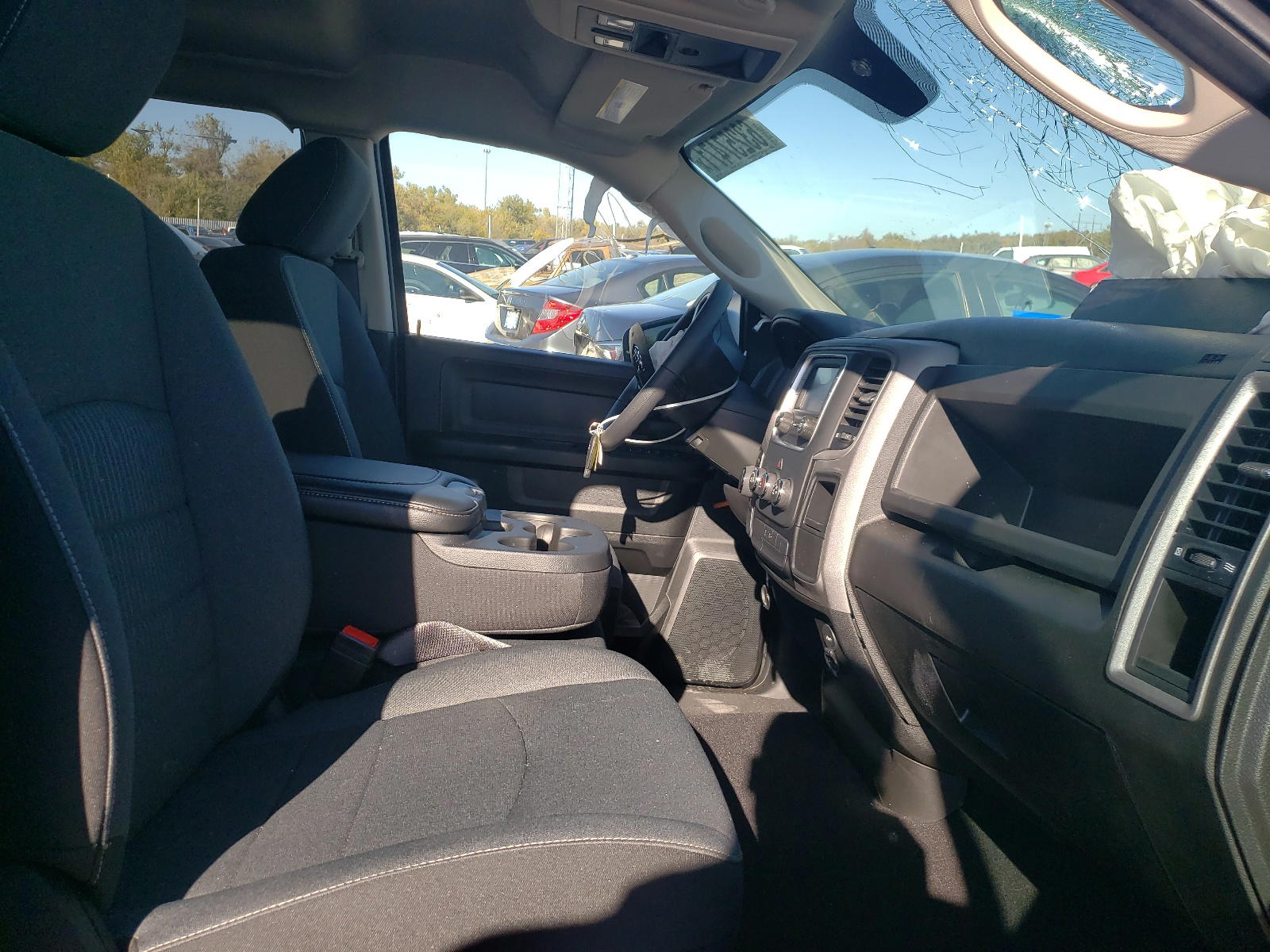 Photo 5 from auction – 2021 RAM 1500 CLASS with VIN 1C6RR6FT3MS551185