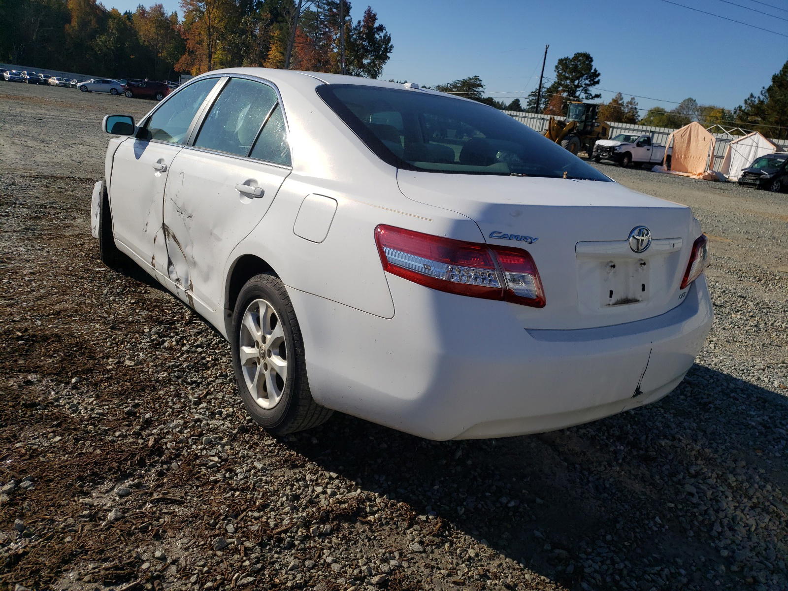 Photo 3 from auction – 2011 TOYOTA CAMRY BASE with VIN 4T1BF3EKXBU632269