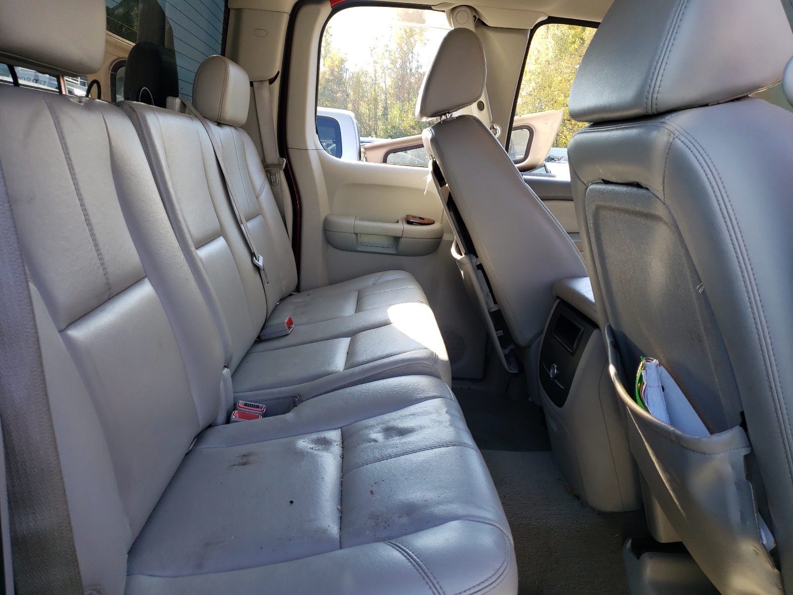 Photo 6 from auction – 2008 CHEVROLET SILVERADO with VIN 1GCEK19J48Z231167