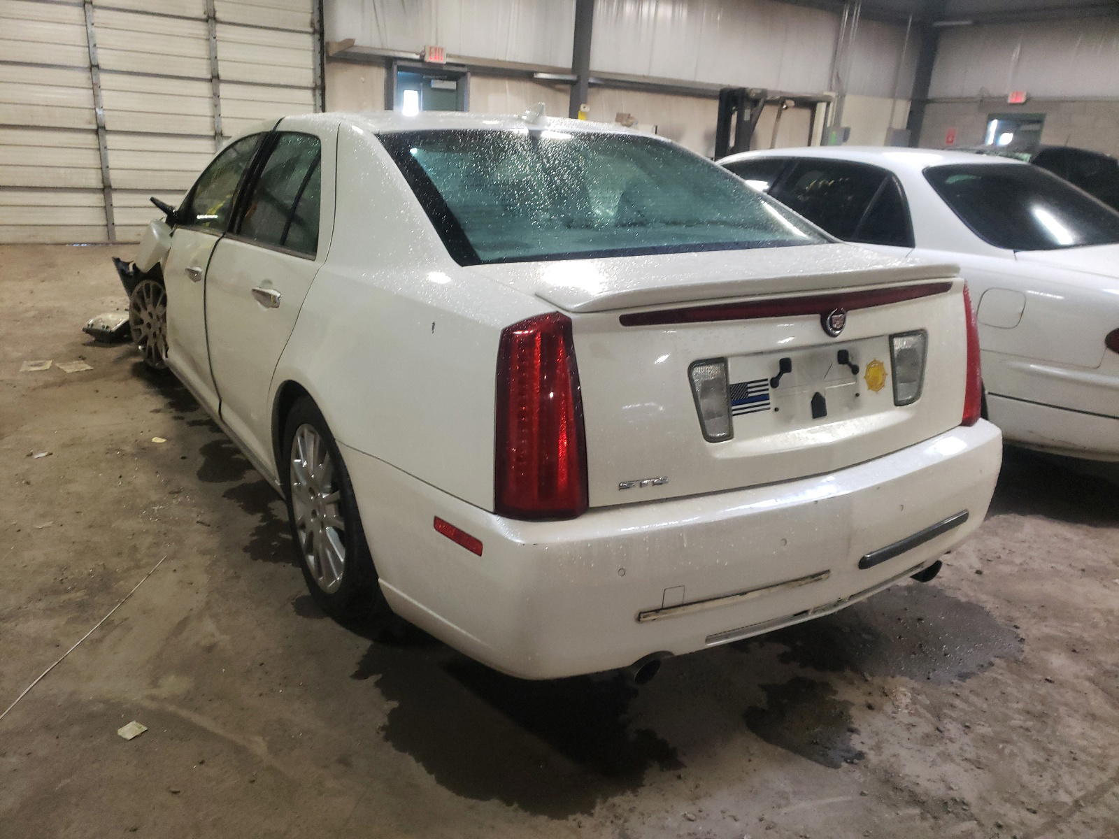 Photo 3 from auction – 2010 CADILLAC STS with VIN 1G6DU6EV8A0143831