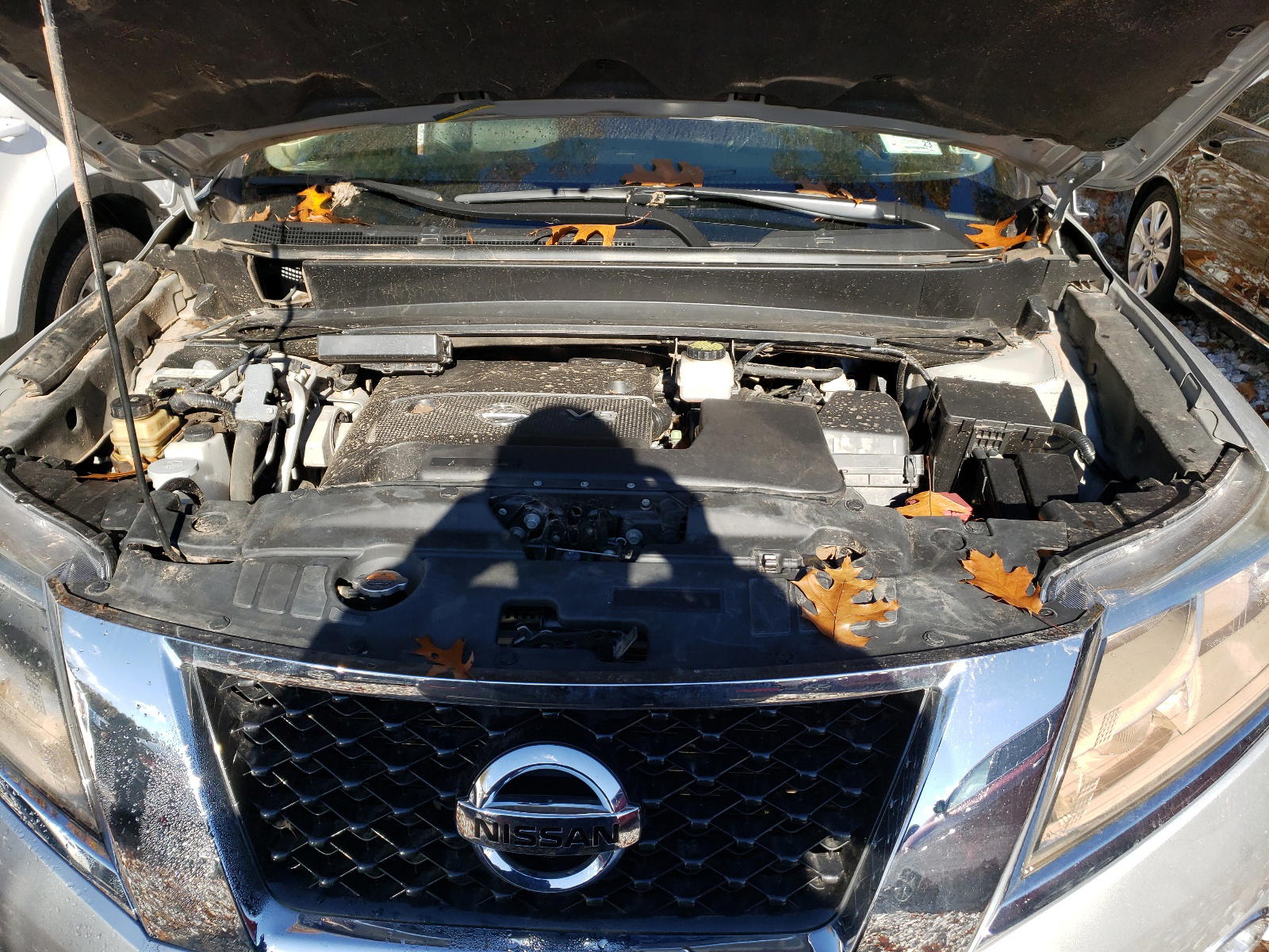 Photo 7 from auction – 2014 NISSAN PATHFINDER with VIN 5N1AR2MMXEC665041