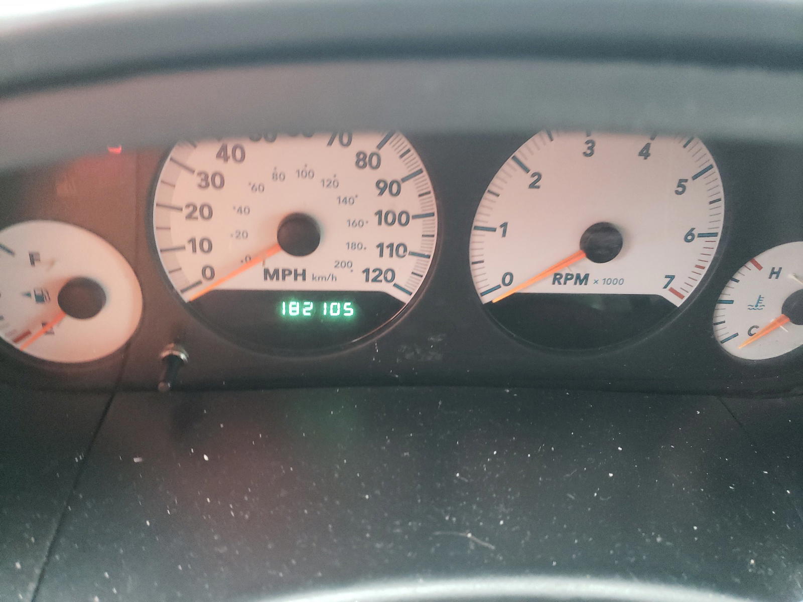 Photo 8 from auction – 2007 DODGE GRAND CARA with VIN 2D4GP44L87R216302