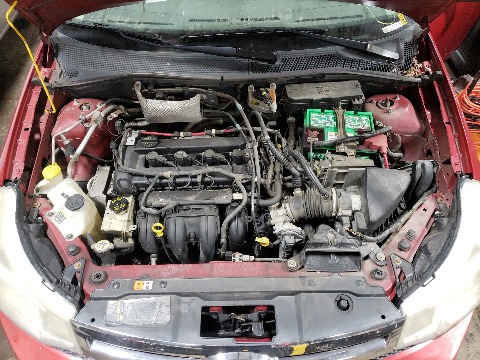 Zdjęcie 7 z aukcji – 2011 FORD FOCUS SE z VIN 1FAHP3FN8BW141553