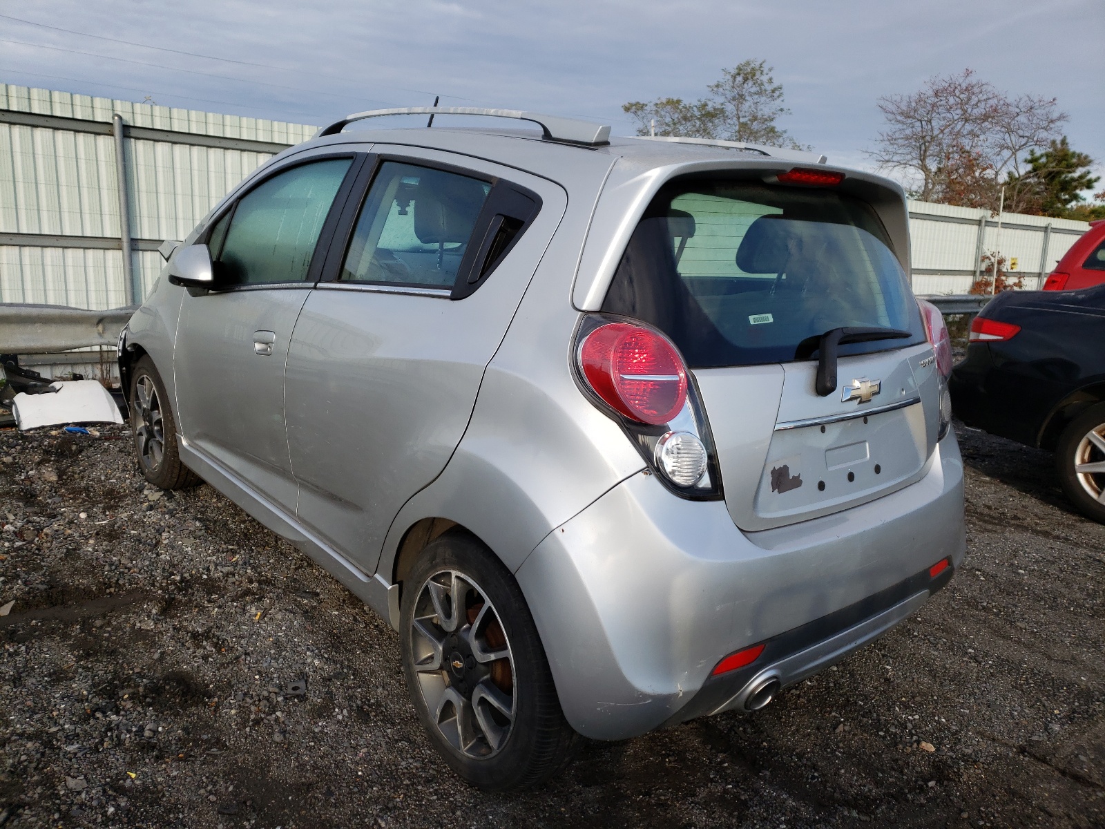 Zdjęcie 3 z aukcji – 2013 CHEVROLET SPARK 2LT z VIN KL8CF6S90DC610259