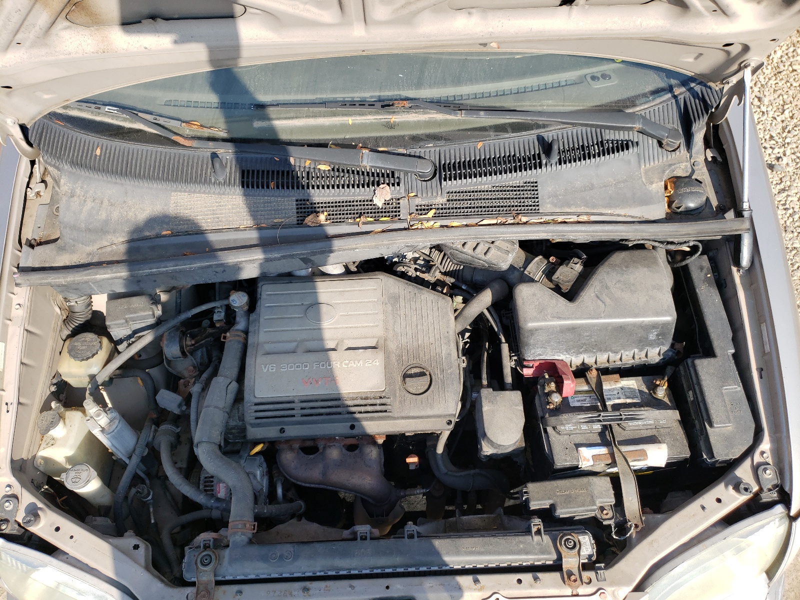 Photo 7 from auction – 2002 TOYOTA SIENNA LE with VIN 4T3ZF13C52U417033