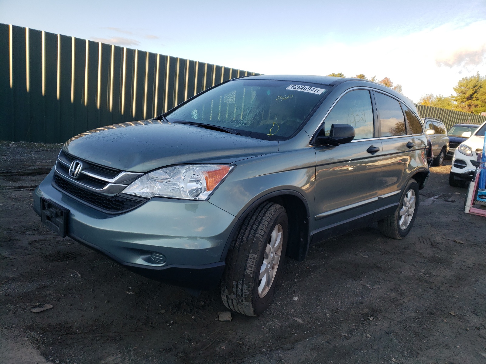 Photo 2 from auction – 2011 HONDA CR-V SE with VIN 5J6RE4H40BL107438