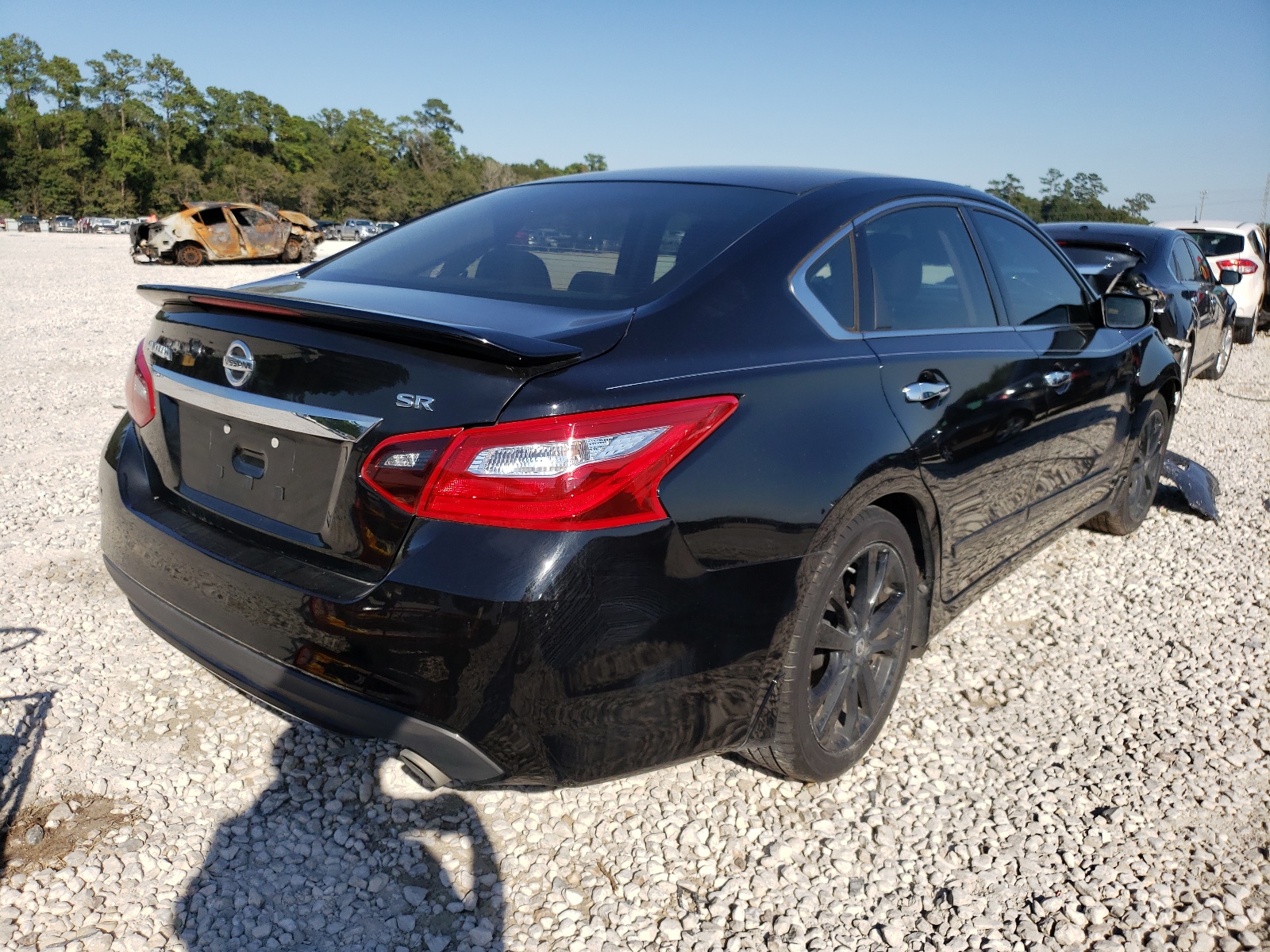 Photo 4 from auction – 2017 NISSAN ALTIMA 2.5 with VIN 1N4AL3AP9HN347663