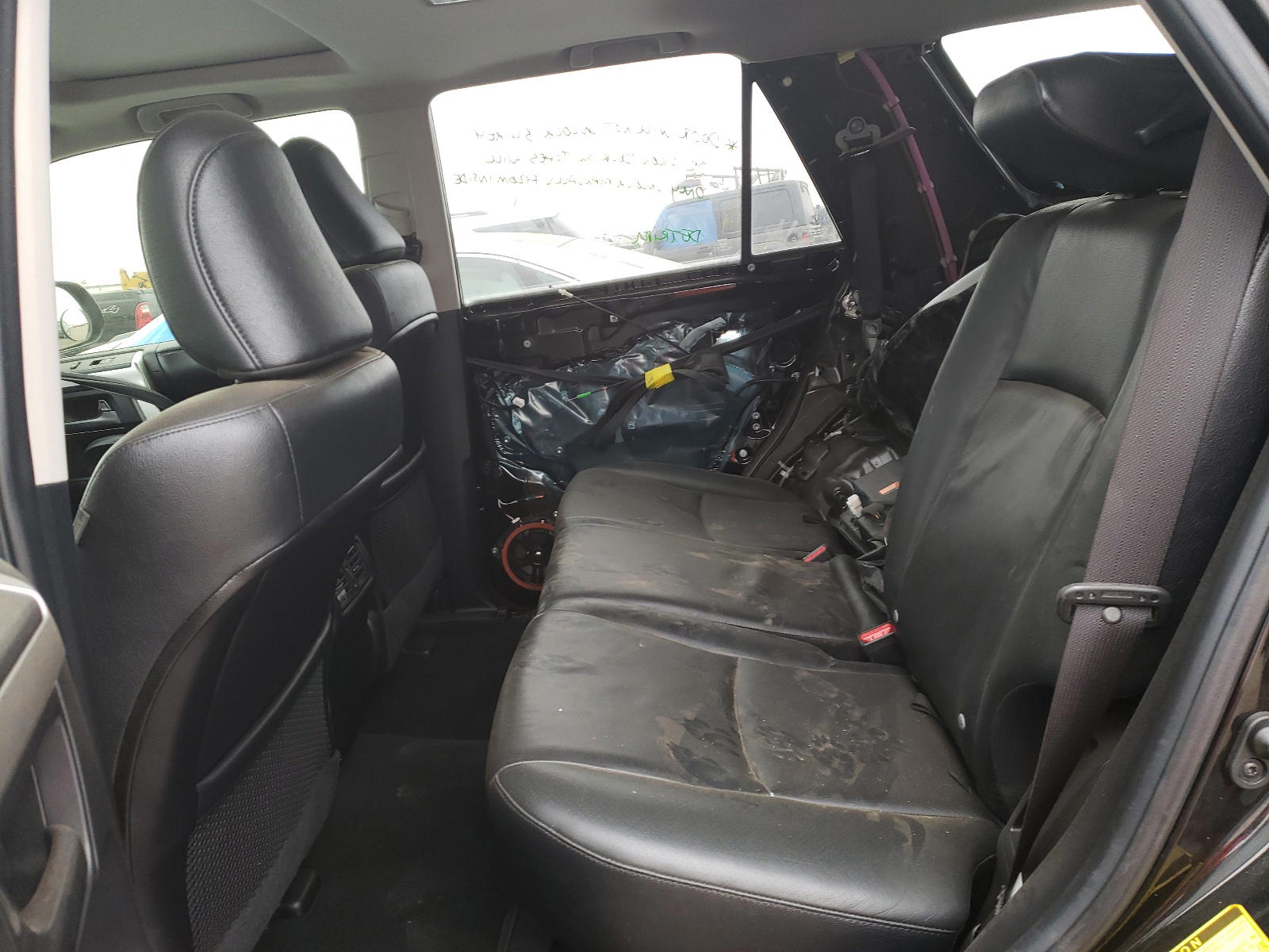 Photo 6 from auction – 2013 TOYOTA 4RUNNER SR with VIN JTEBU5JR7D5128859