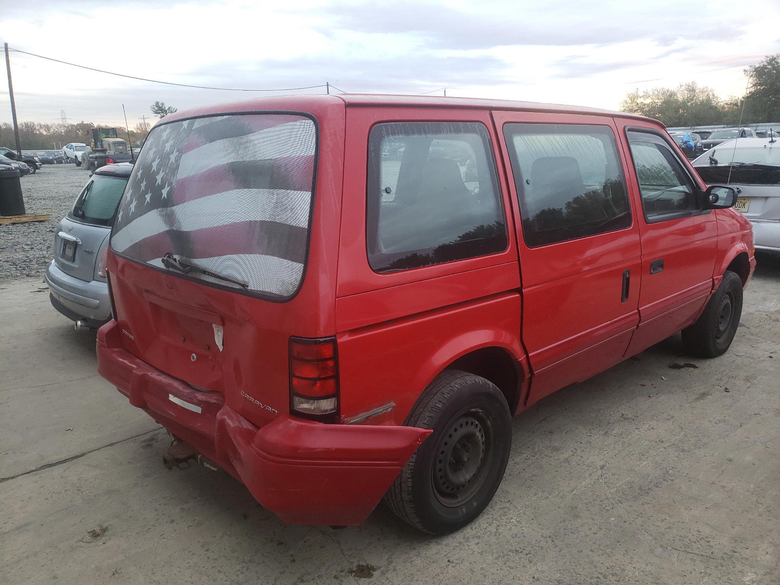 Photo 4 from auction – 1995 DODGE CARAVAN with VIN 2B4GH2531SR262654
