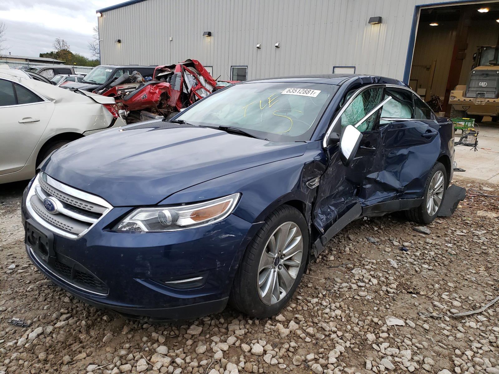 Photo 2 from auction – 2012 FORD TAURUS LIM with VIN 1FAHP2FW3CG142477