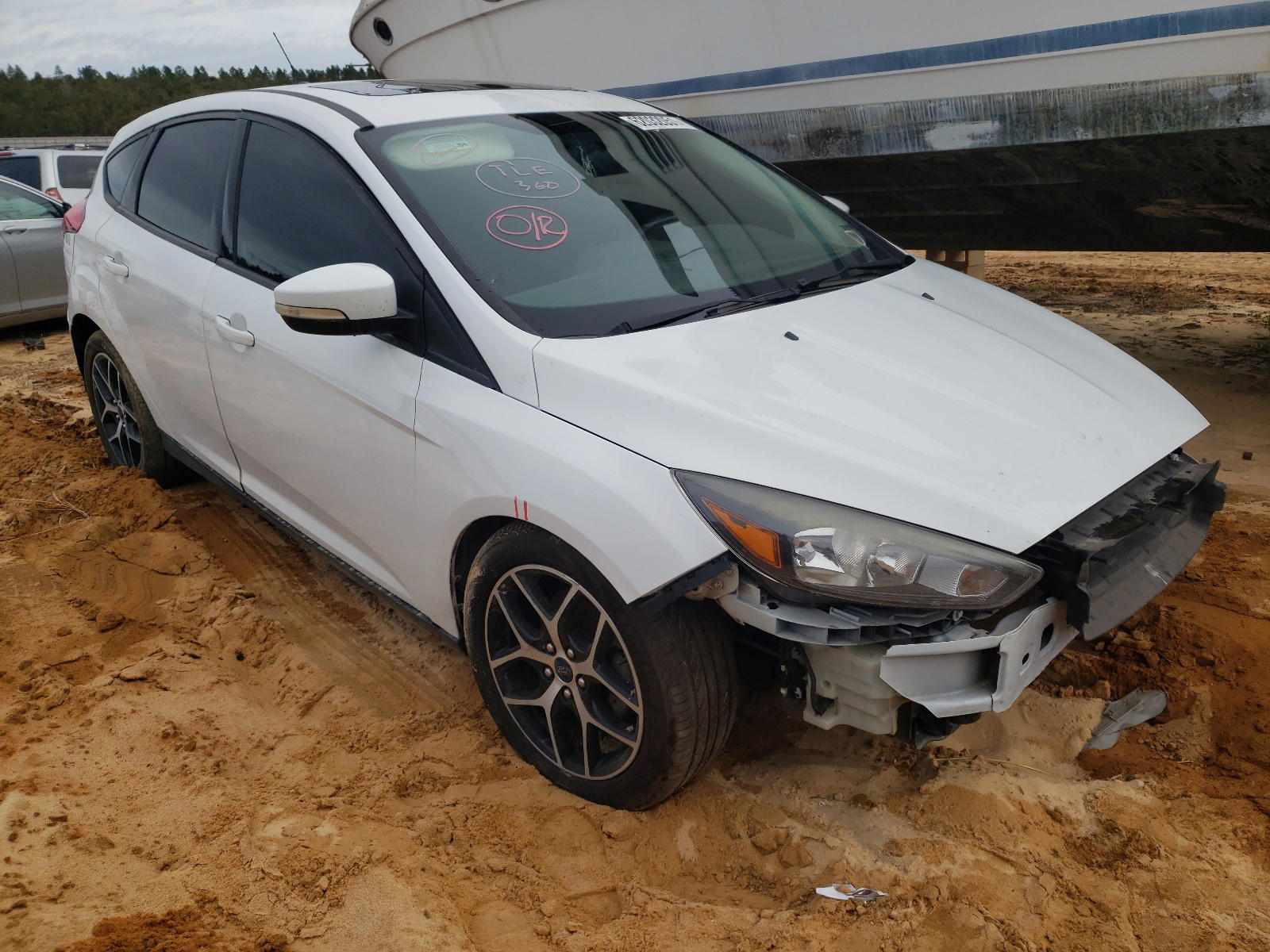 FORD FOCUS SEL 2017 with VIN 1FADP3M20HL224721 - Photo from auction