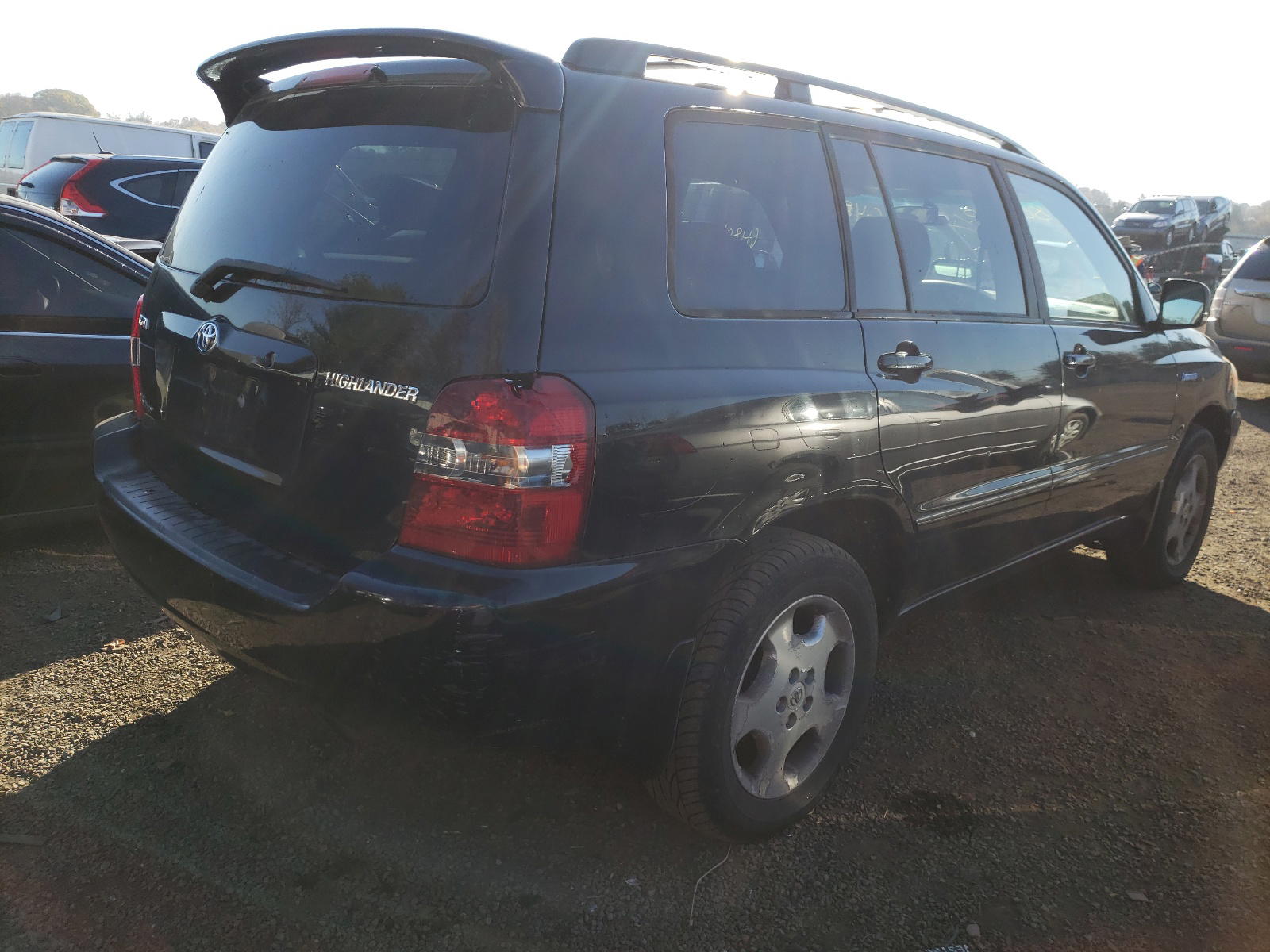 Photo 4 from auction – 2004 TOYOTA HIGHLANDER with VIN JTEEP21A740026486