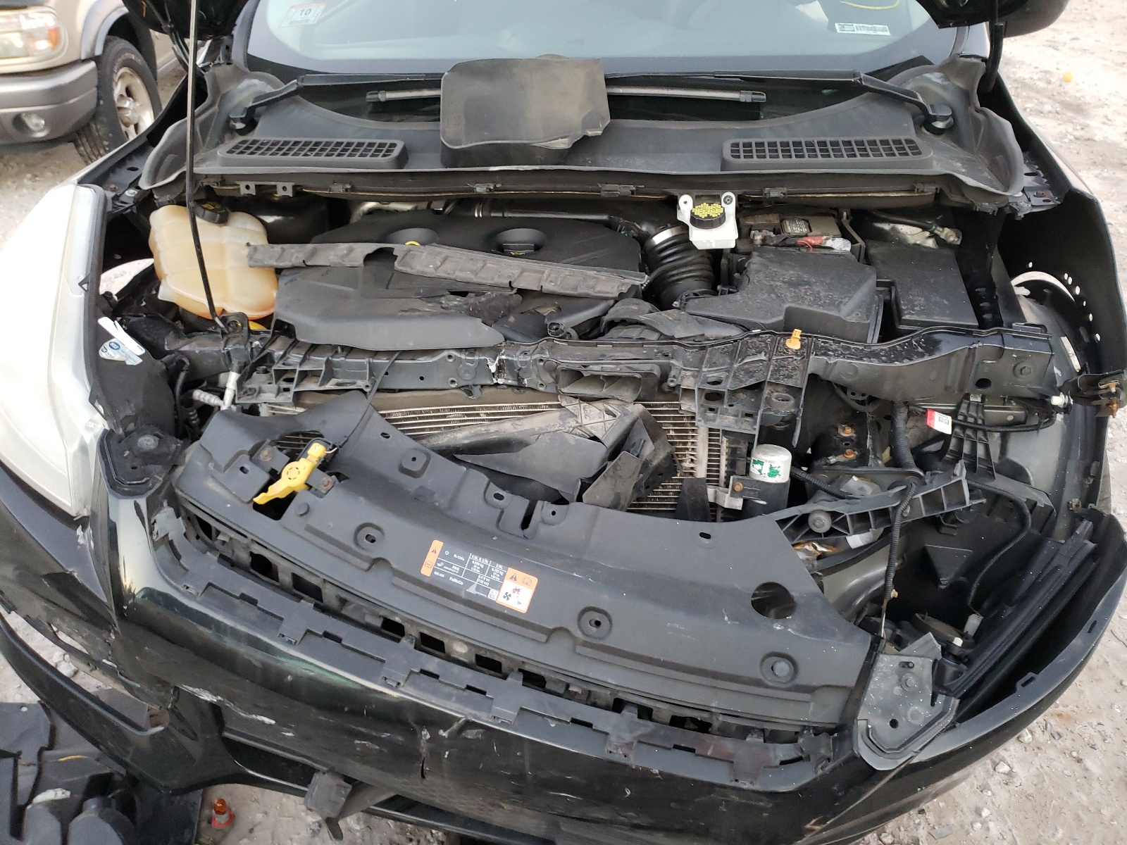Photo 7 from auction – 2016 FORD ESCAPE SE with VIN 1FMCU9G93GUA14855