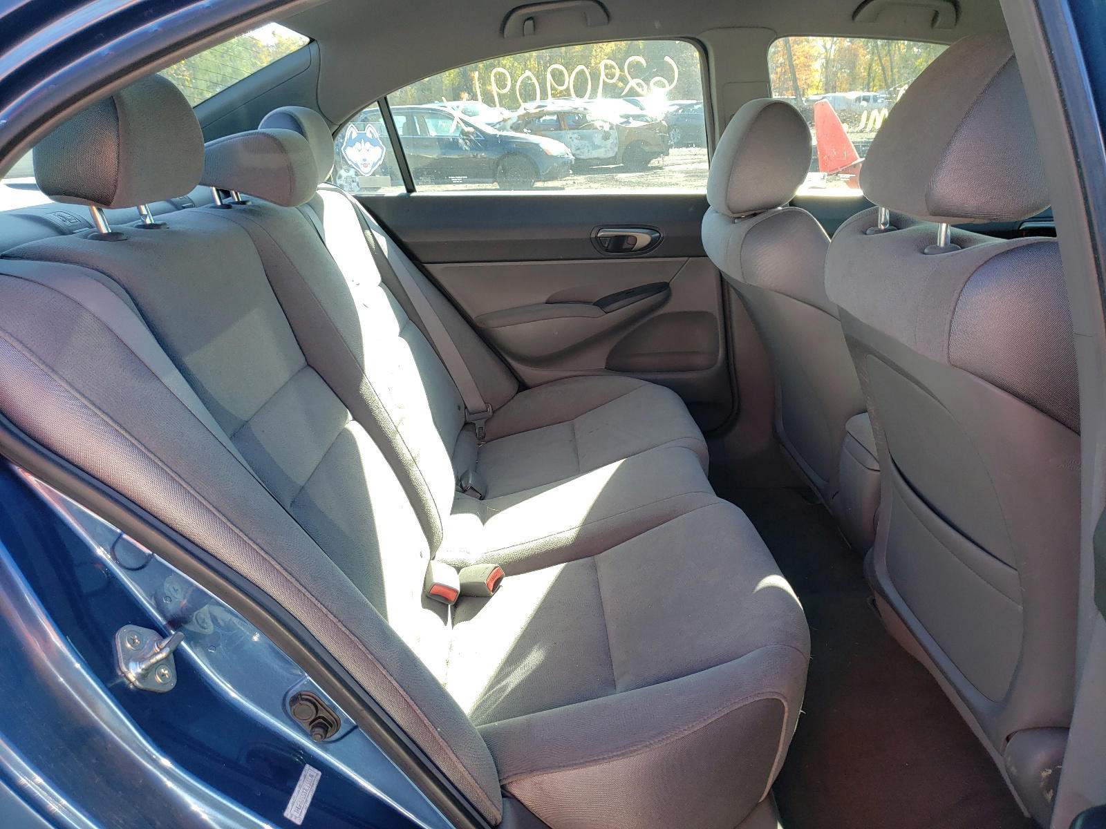 Photo 6 from auction – 2007 HONDA CIVIC LX with VIN 1HGFA16537L130378