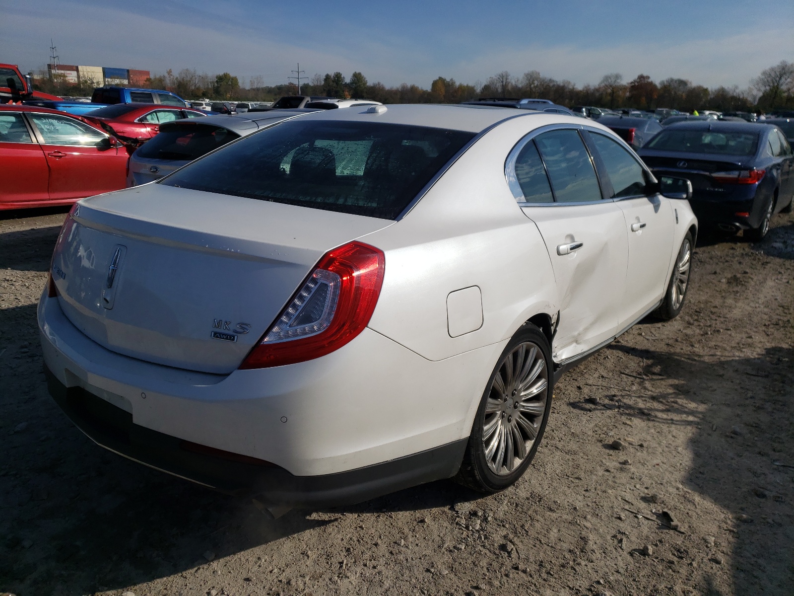 Photo 4 from auction – 2013 LINCOLN MKS with VIN 1LNHL9EK1DG616646
