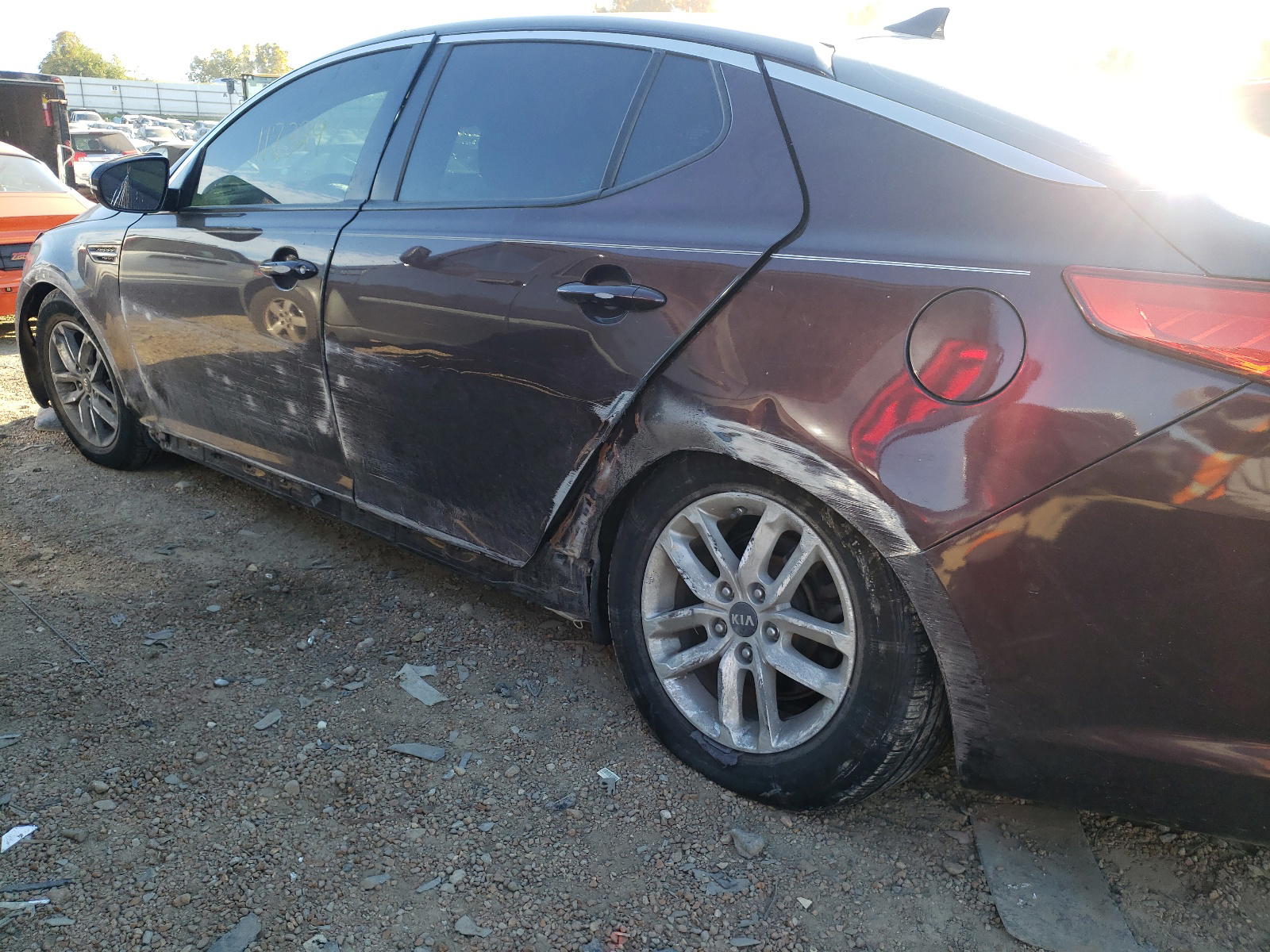 Photo 9 from auction – 2011 KIA OPTIMA LX with VIN KNAGM4A72B5100125