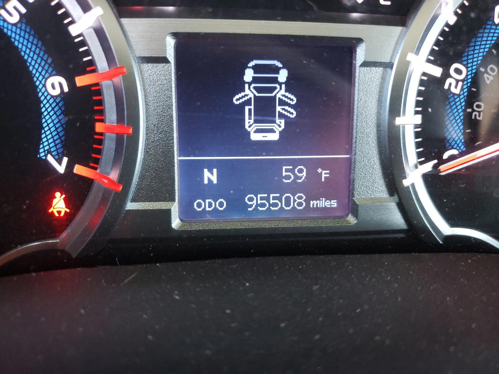 Photo 8 from auction – 2015 TOYOTA 4RUNNER SR with VIN JTEBU5JR1F5226532