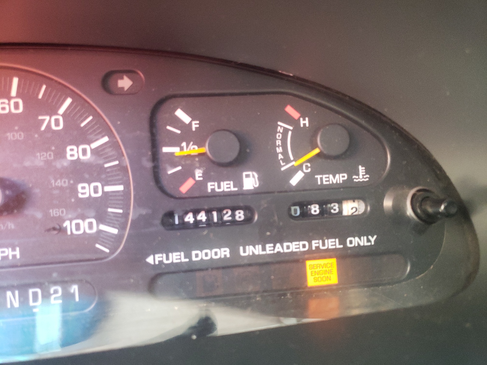 Photo 8 from auction – 2000 NISSAN QUEST SE with VIN 4N2XN11T9YD841394