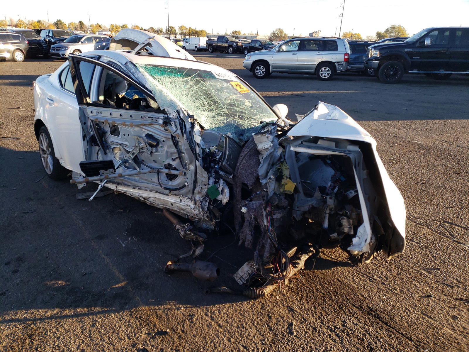 LEXUS IS 250 2013 with VIN JTHCF5C20D5063662 - Photo from auction