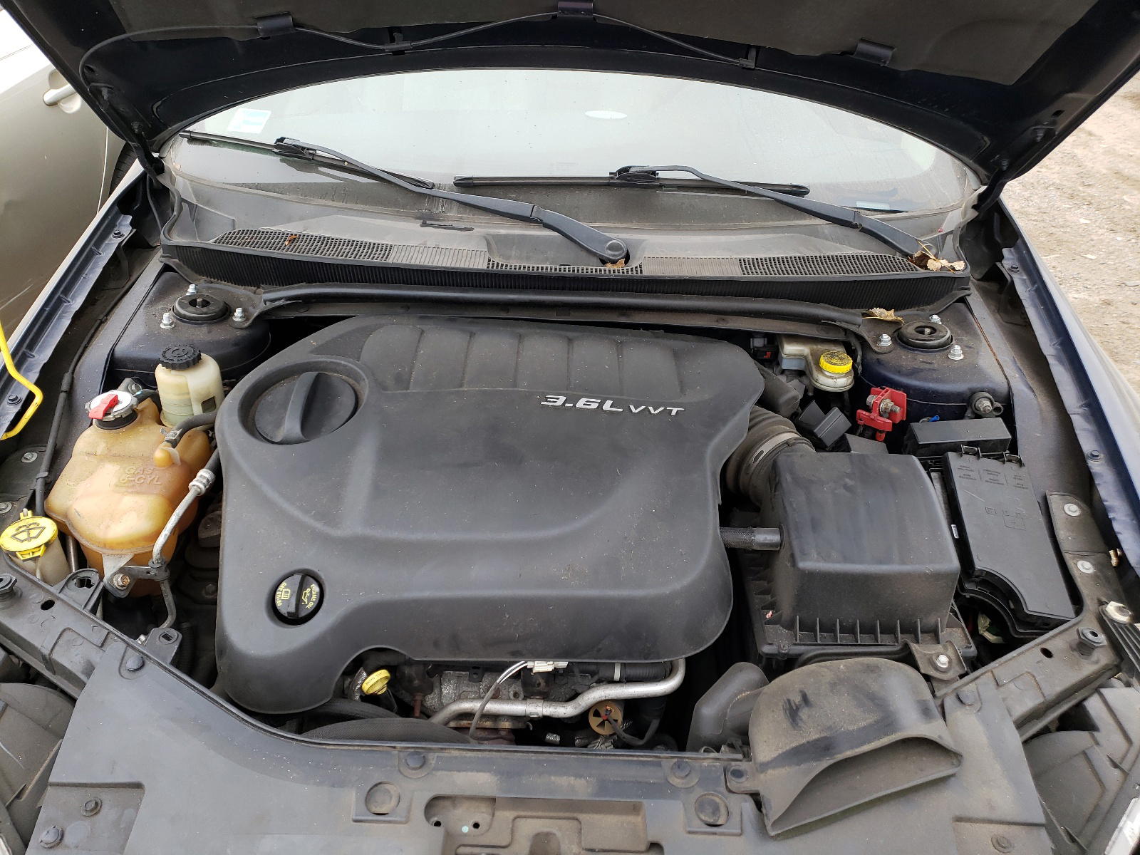 Photo 7 from auction – 2013 CHRYSLER 200 LX with VIN 1C3CCBAG5DN559388