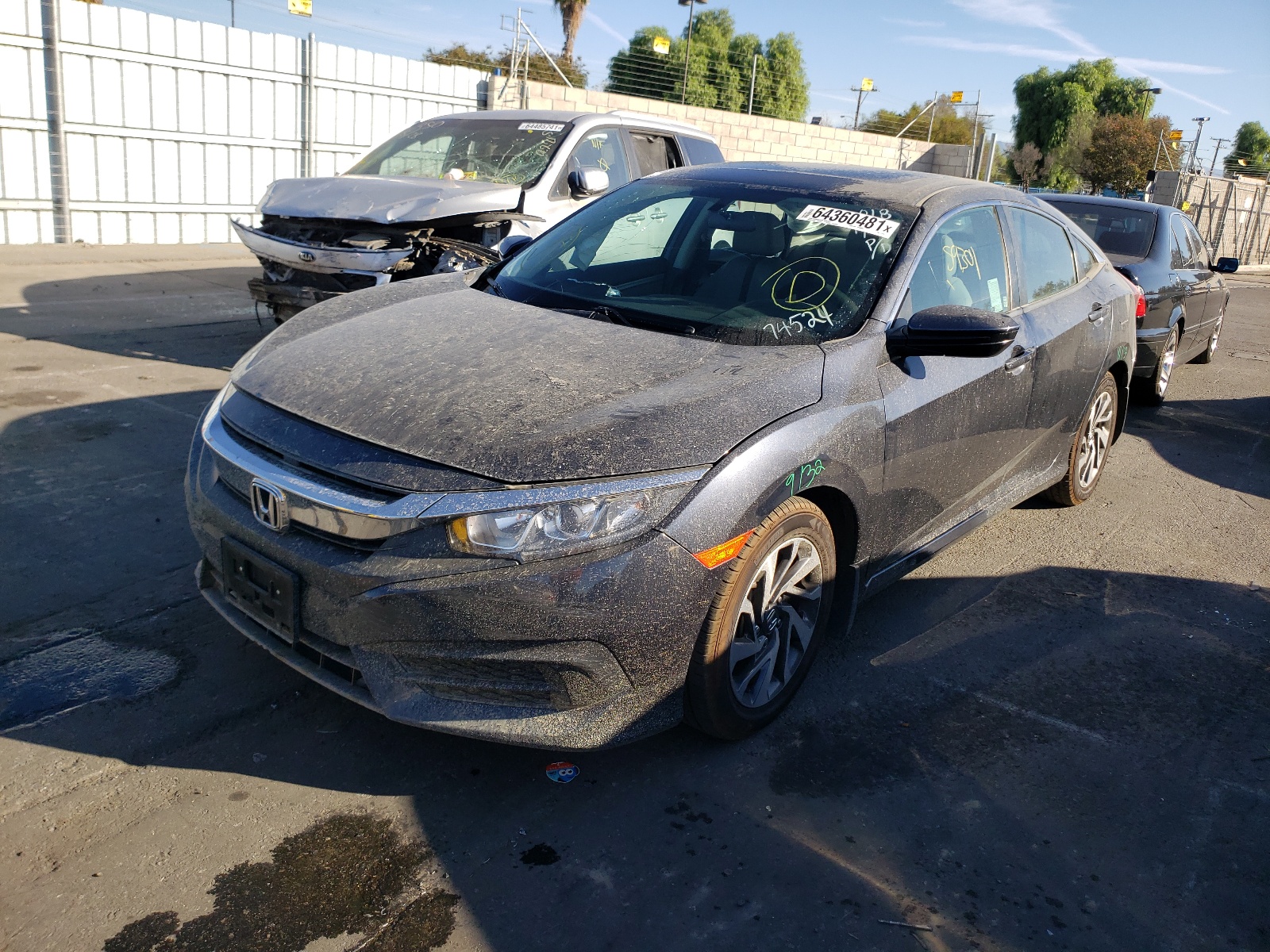 Photo 2 from auction – 2018 HONDA CIVIC EX with VIN 2HGFC2F78JH574524
