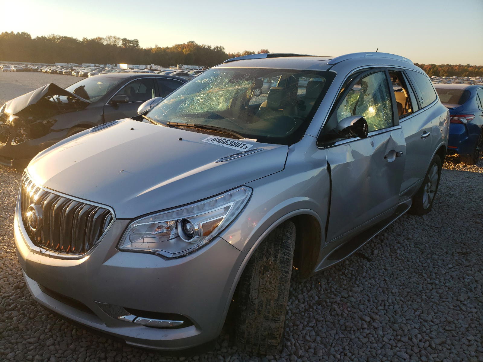 Photo 2 from auction – 2015 BUICK ENCLAVE with VIN 5GAKRCKD6FJ222093