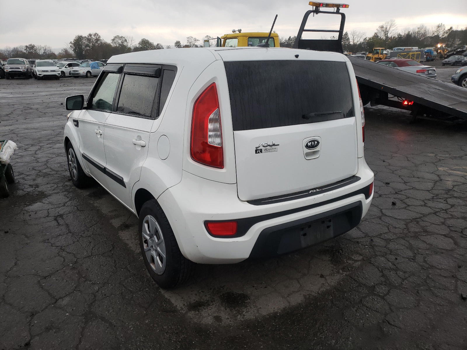 Photo 3 from auction – 2012 KIA SOUL with VIN KNDJT2A57C7460026