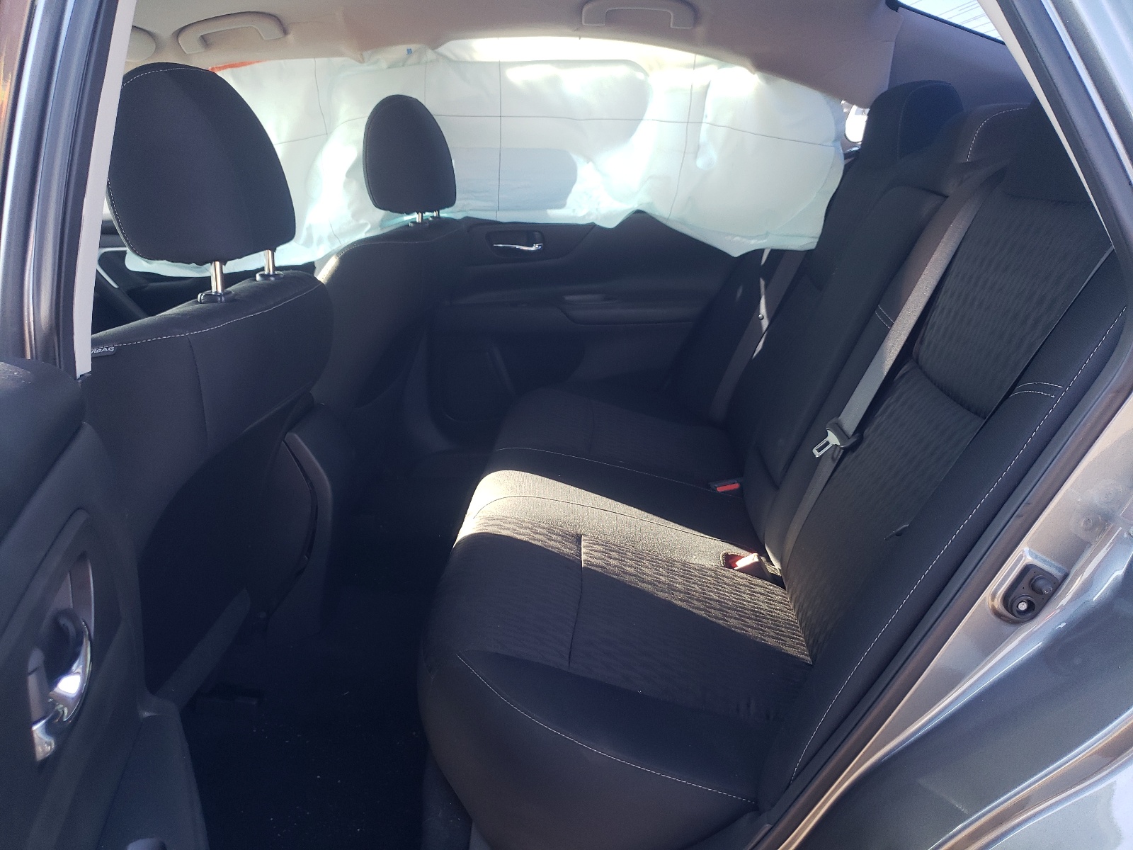 Photo 6 from auction – 2018 NISSAN ALTIMA 2.5 with VIN 1N4AL3AP2JC130988