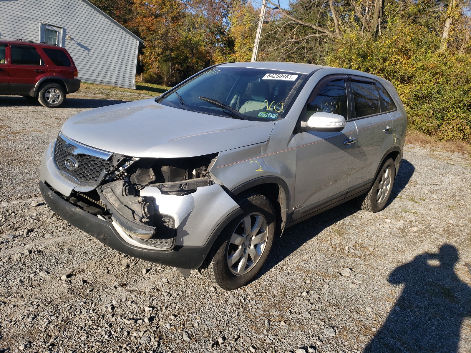 Photo 2 from auction – 2011 KIA SORENTO BA with VIN 5XYKTCA14BG010665