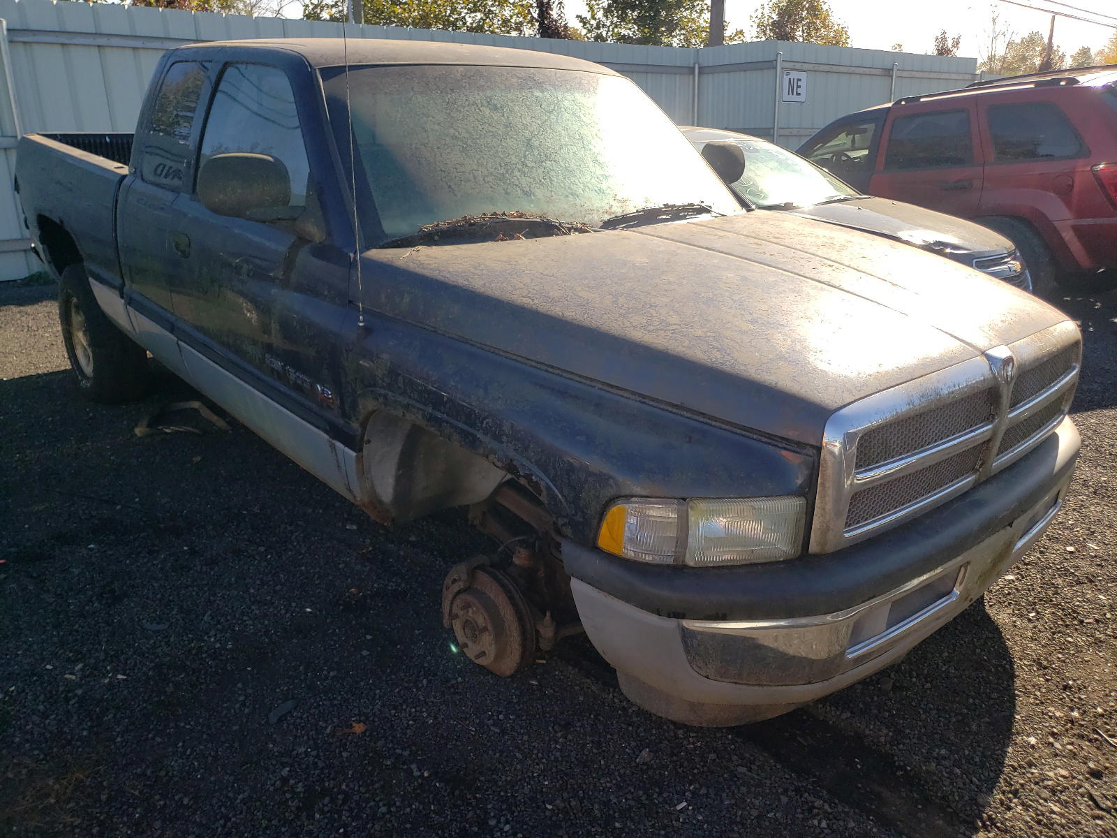 DODGE RAM 1500 2001 with VIN 3B7HF13Y81M293931 - Photo from auction