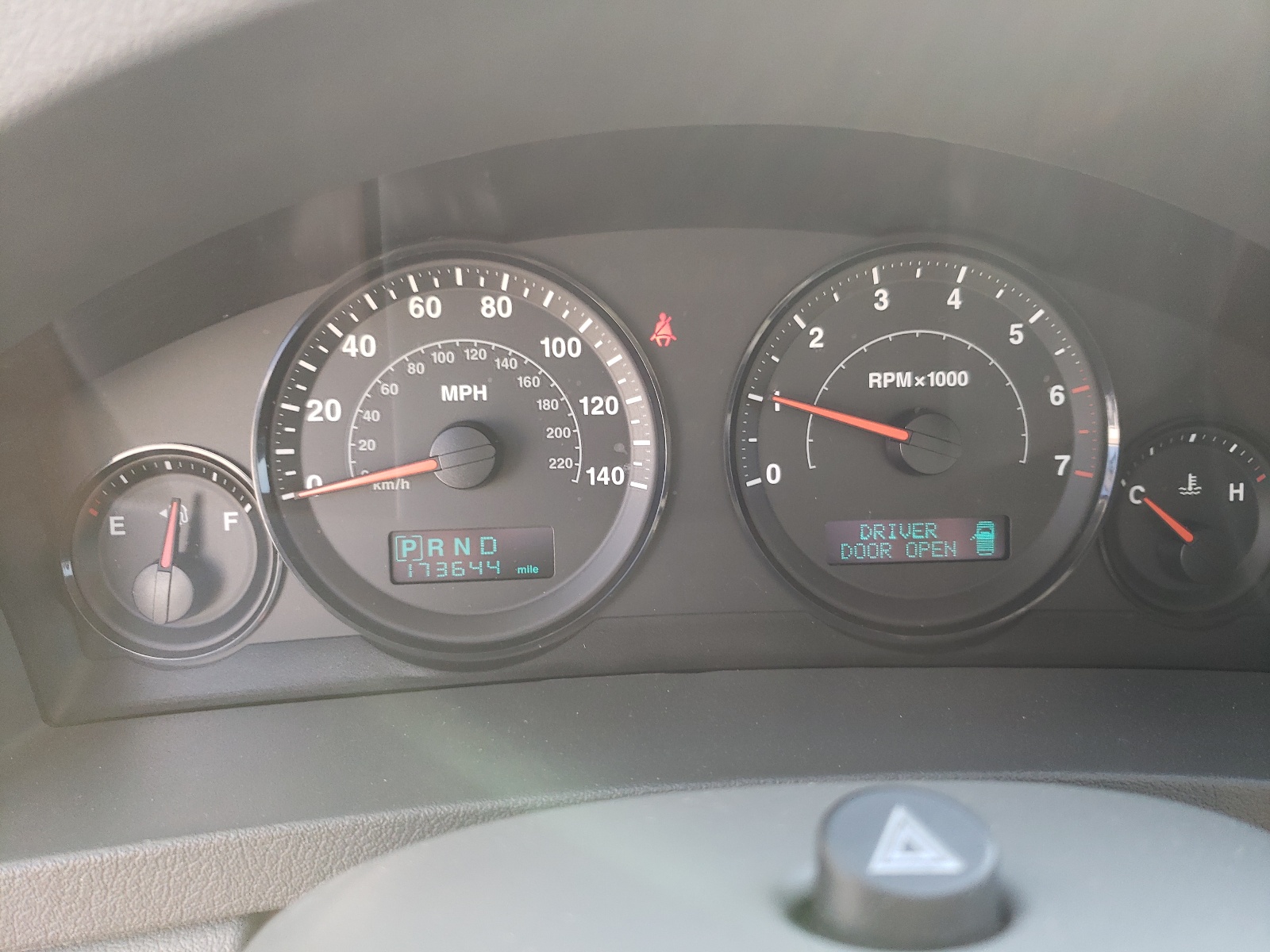 Zdjęcie 8 z aukcji – 2005 JEEP GRAND CHER z VIN 1J4GR48K55C620795