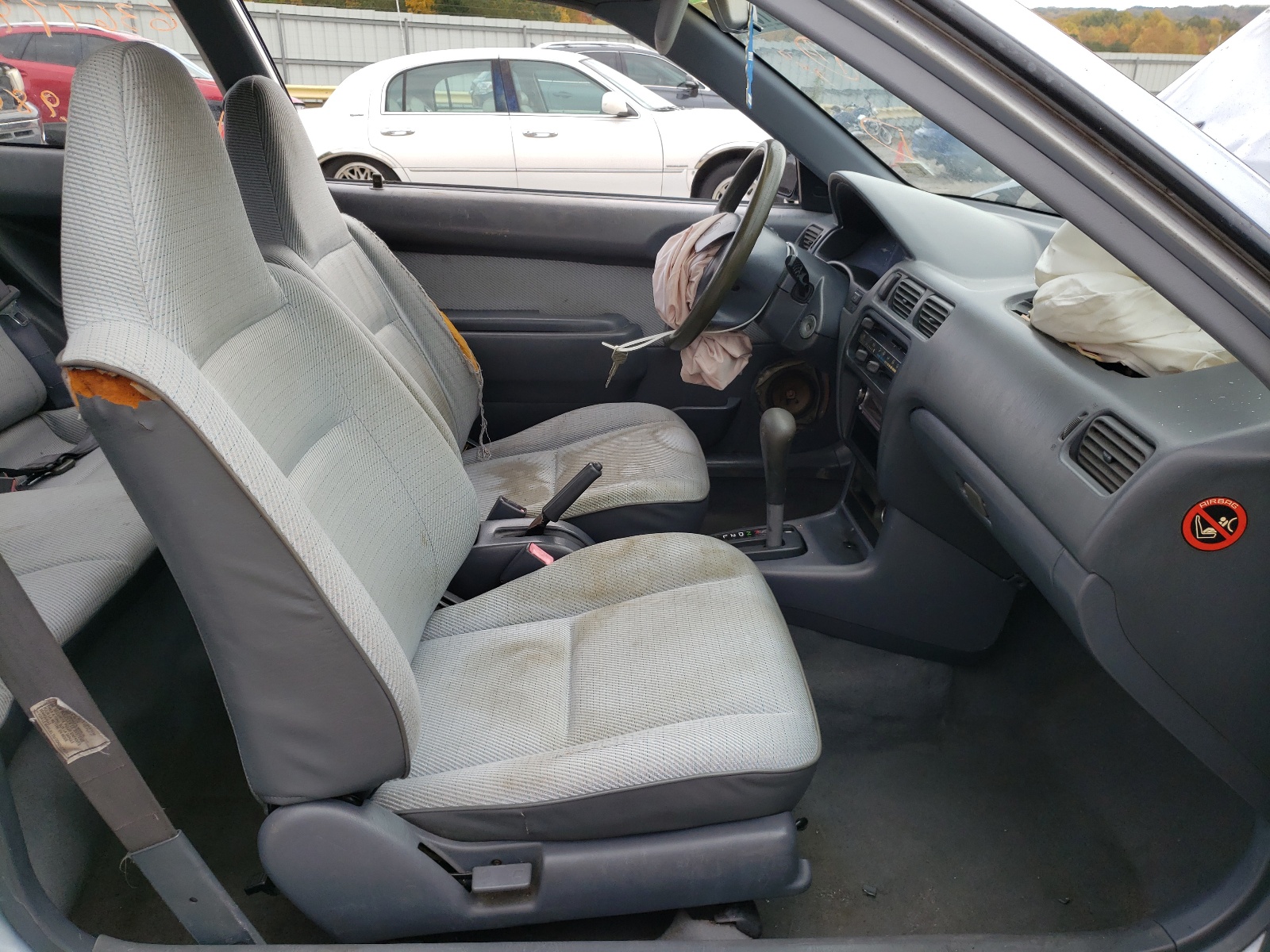 Photo 5 from auction – 1996 TOYOTA TERCEL DX with VIN JT2AC52L0T0137663