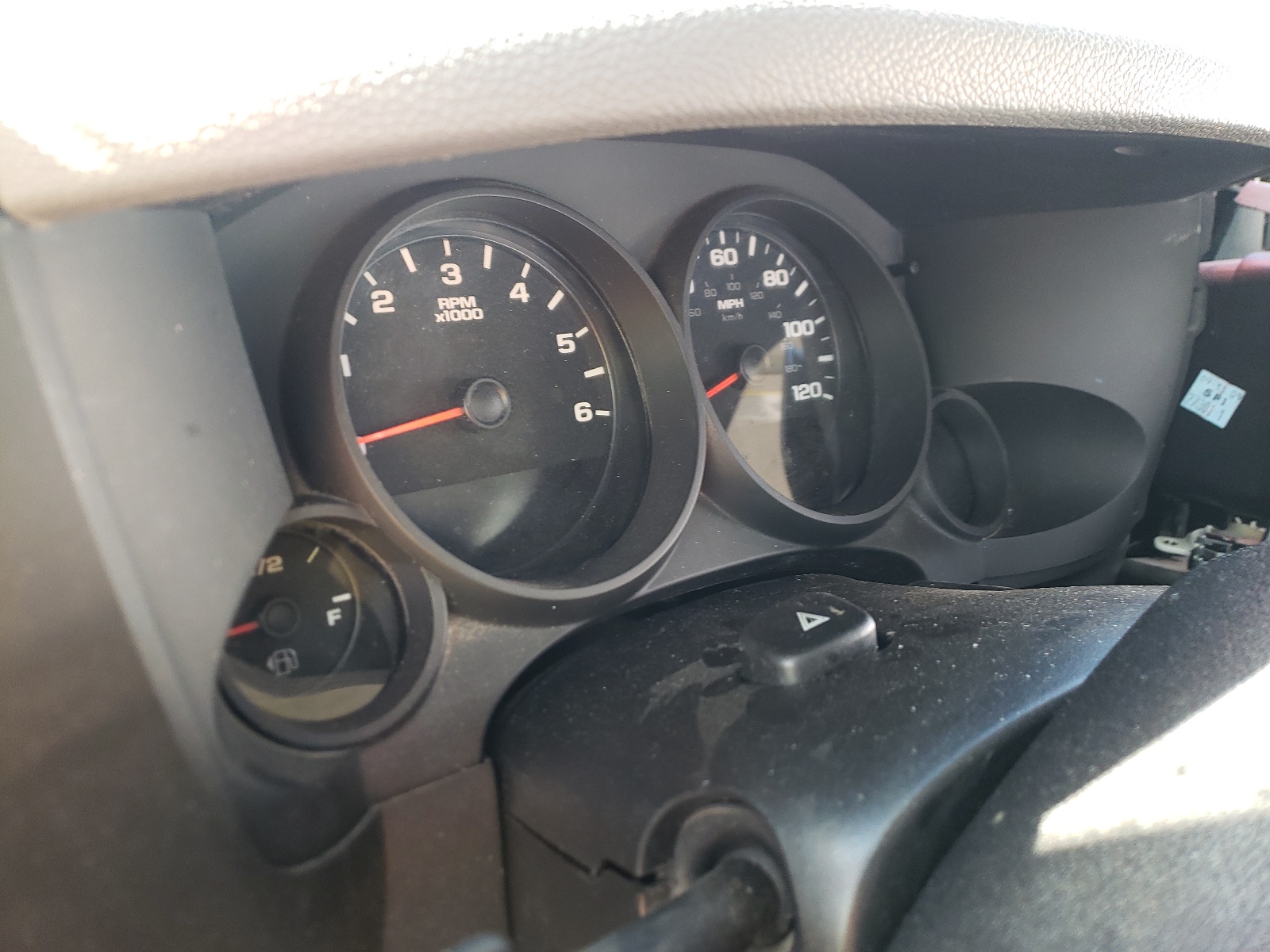 Photo 8 from auction – 2009 GMC SIERRA K15 with VIN 3GTEK13C99G290369