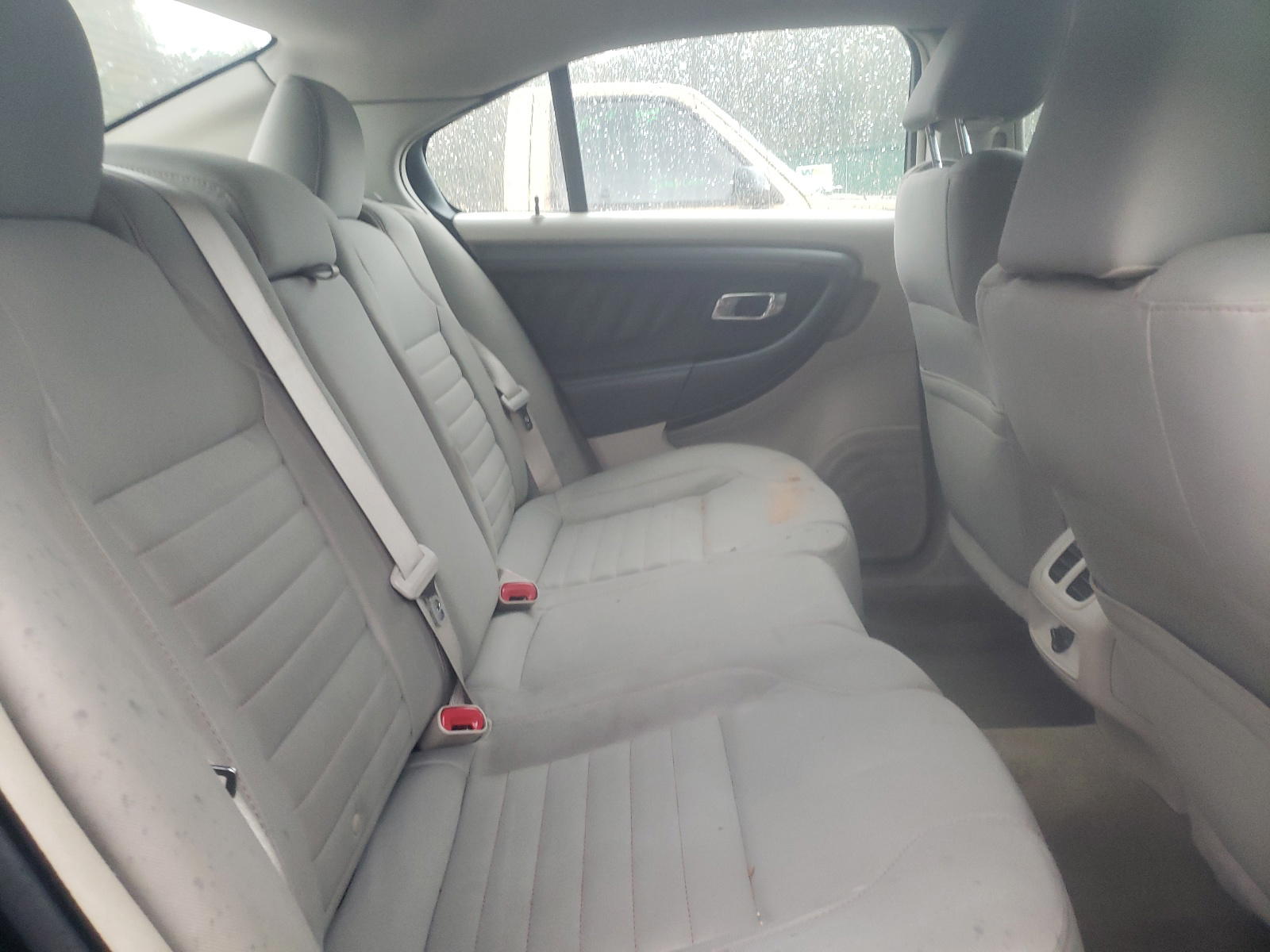 Photo 6 from auction – 2012 FORD TAURUS SE with VIN 1FAHP2DW7CG125717