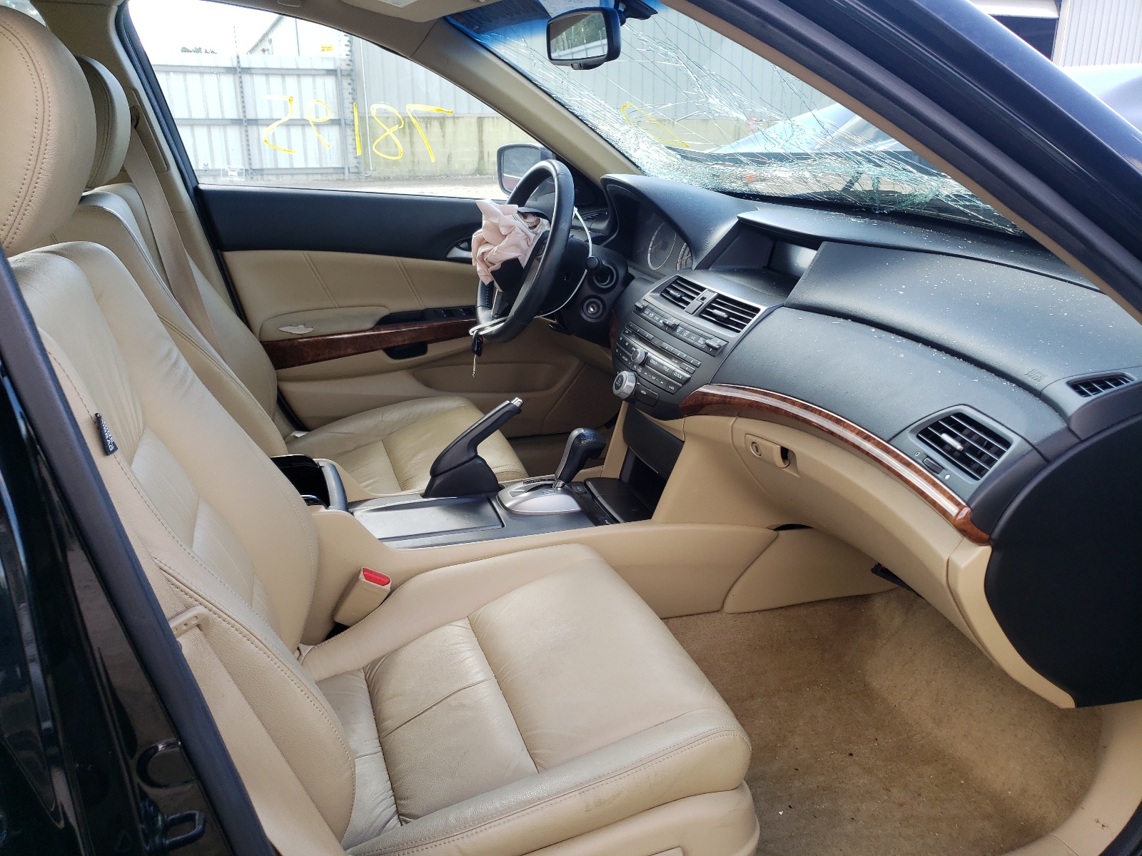 Photo 5 from auction – 2012 HONDA ACCORD EXL with VIN 1HGCP3F81CA039008