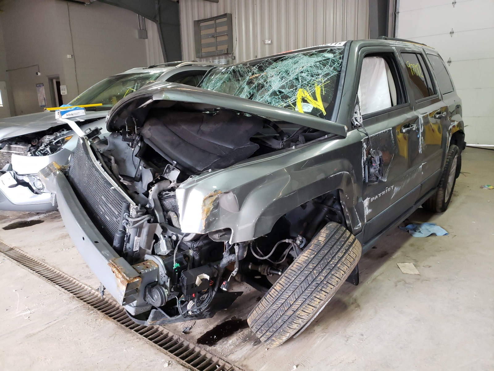 Photo 2 from auction – 2012 JEEP PATRIOT LA with VIN 1C4NJRFB3CD683647