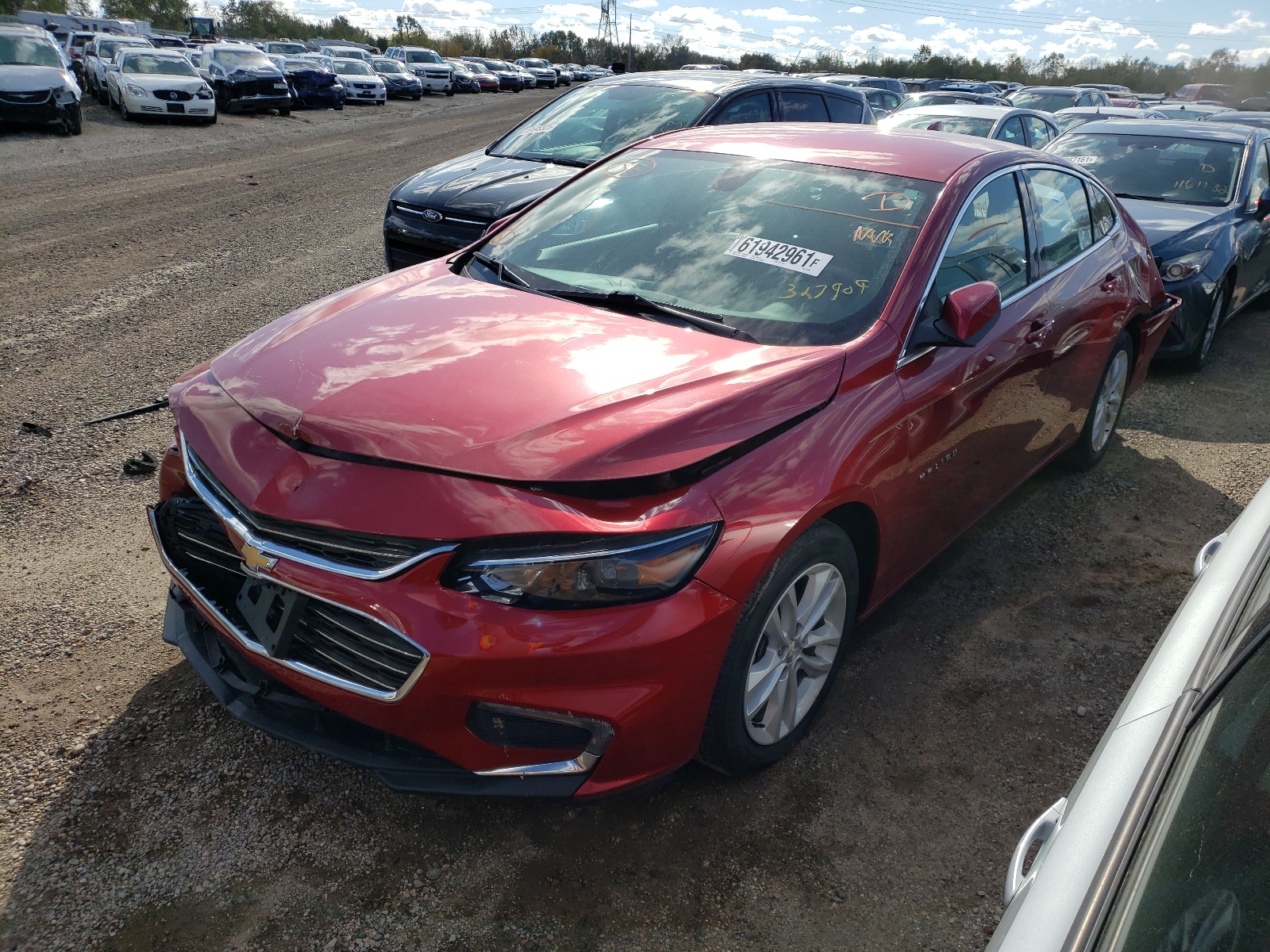 Photo 2 from auction – 2016 CHEVROLET MALIBU LT with VIN 1G1ZE5ST3GF327909